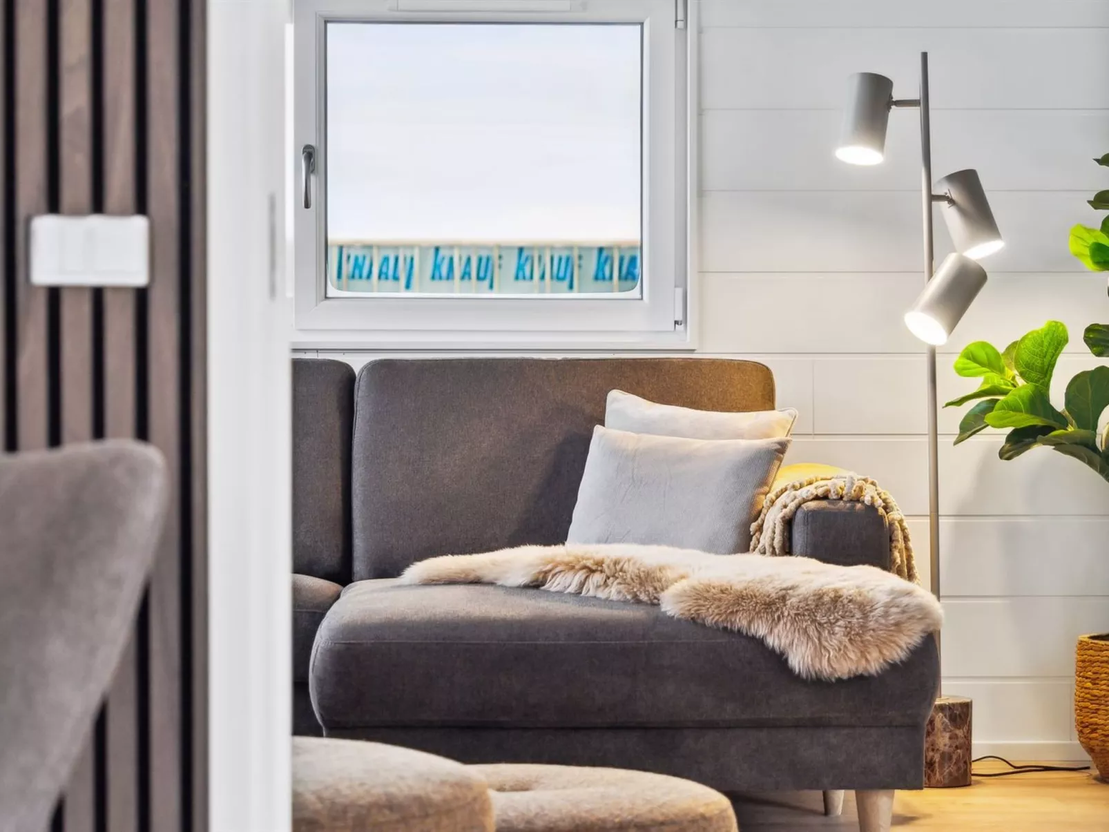 "Lanessa" - 800m from the sea-Dedans