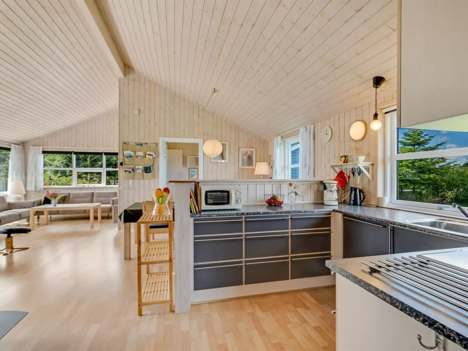 "Lari" - 600m from the sea-Inside