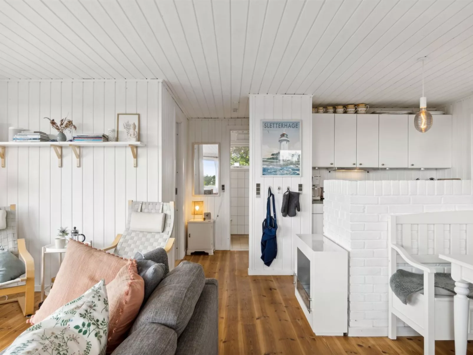 "Gærmund" - 700m from the sea-Drinnen