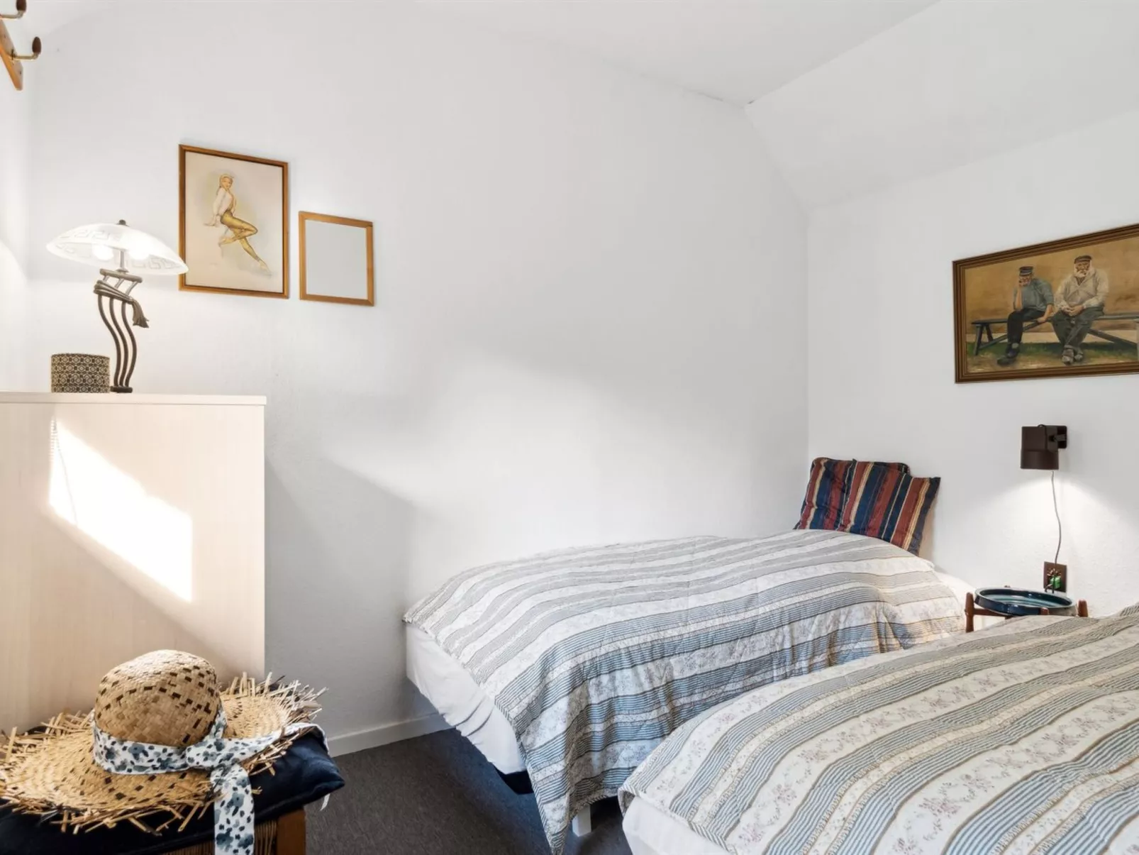 "Emeli" - 100m from the sea-Dedans