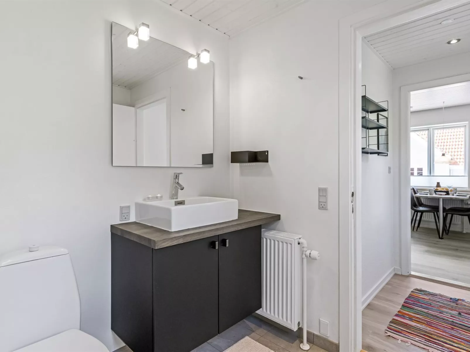 "Ancel" - 1.5km to the fjord-Inside