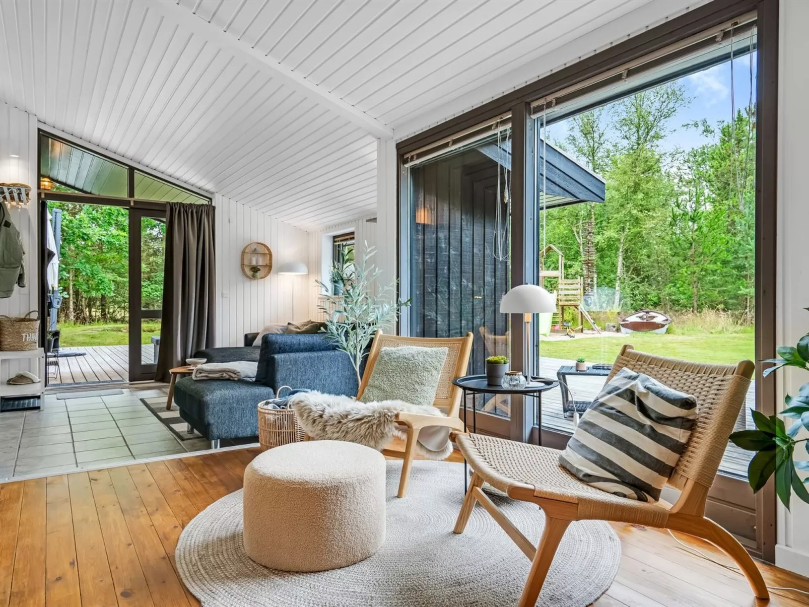 "Aleida" - 400m from the sea-Drinnen