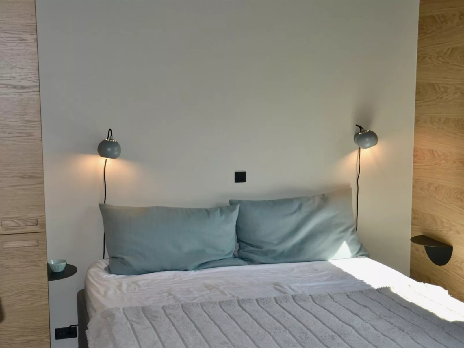 "Jaane" -  from the sea-Dedans