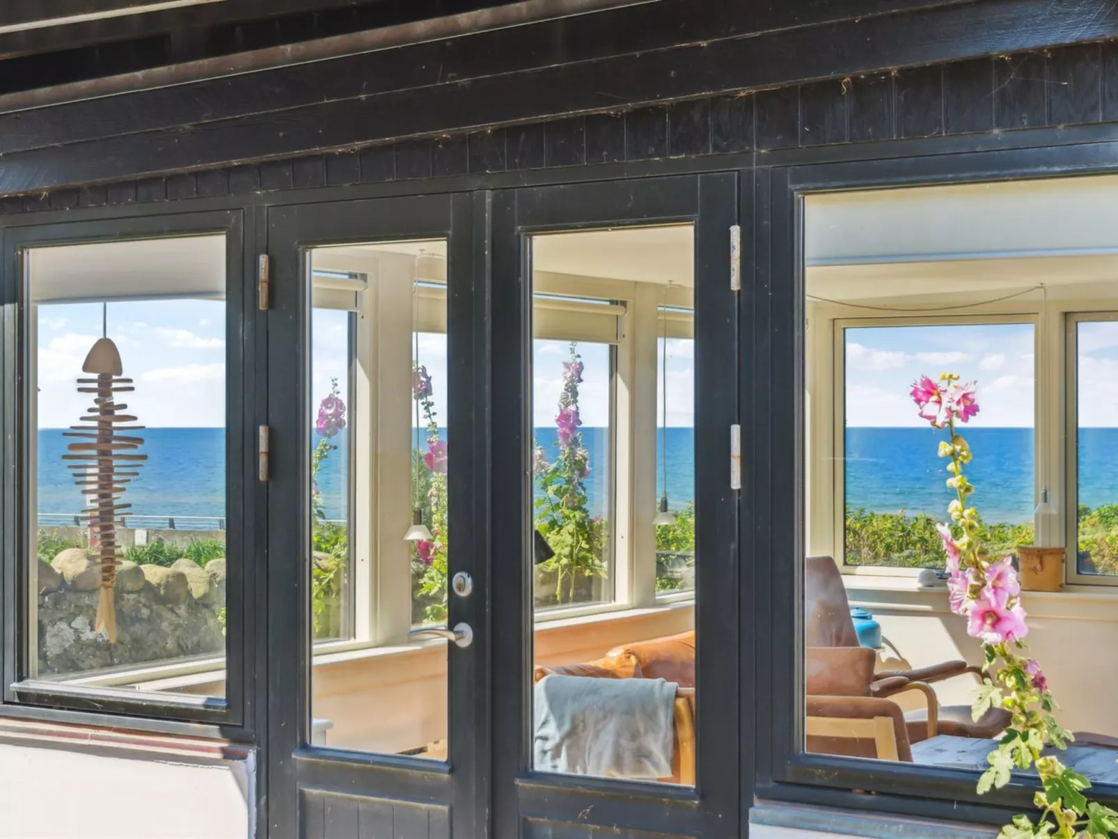 "Susan" - 20m from the sea-Draußen