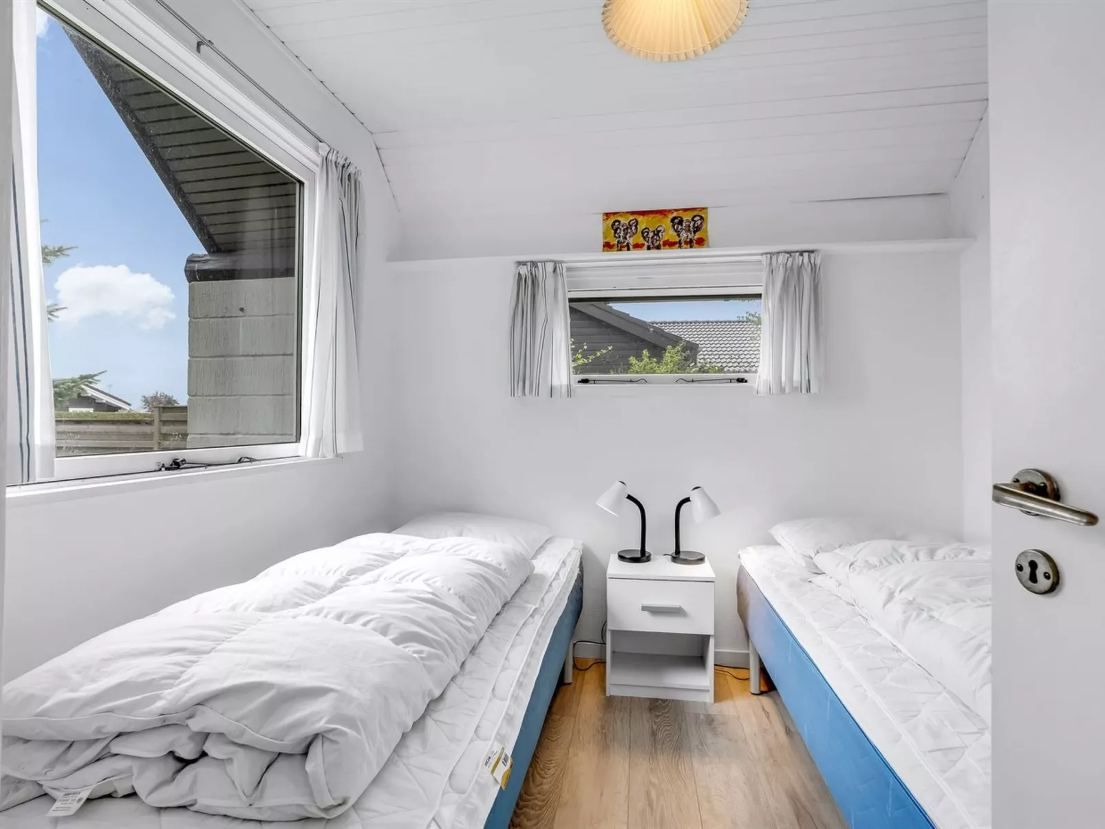 "Frida" - 125m from the sea-Inside