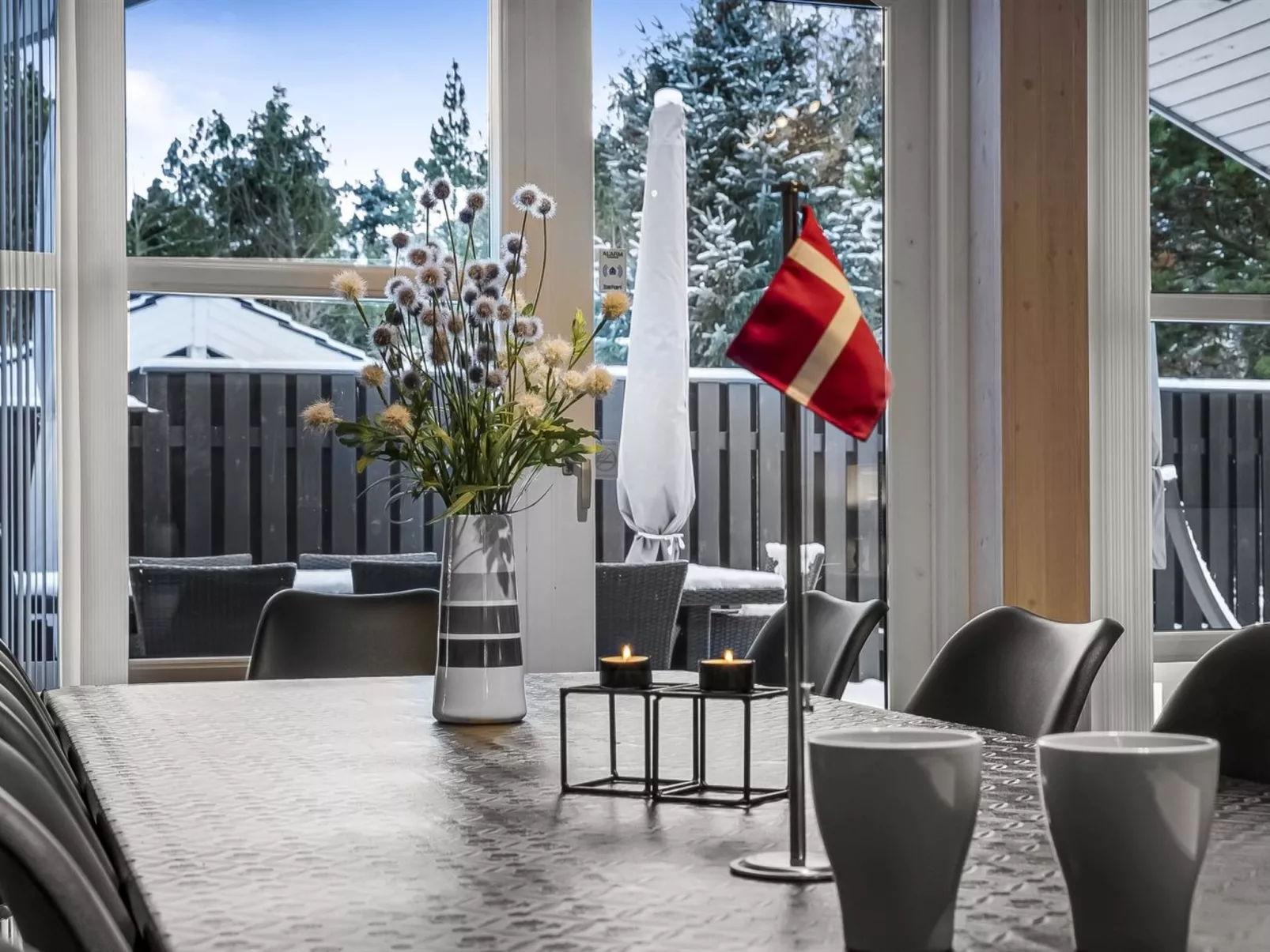 "Elvin" - 2km from the sea-Inside