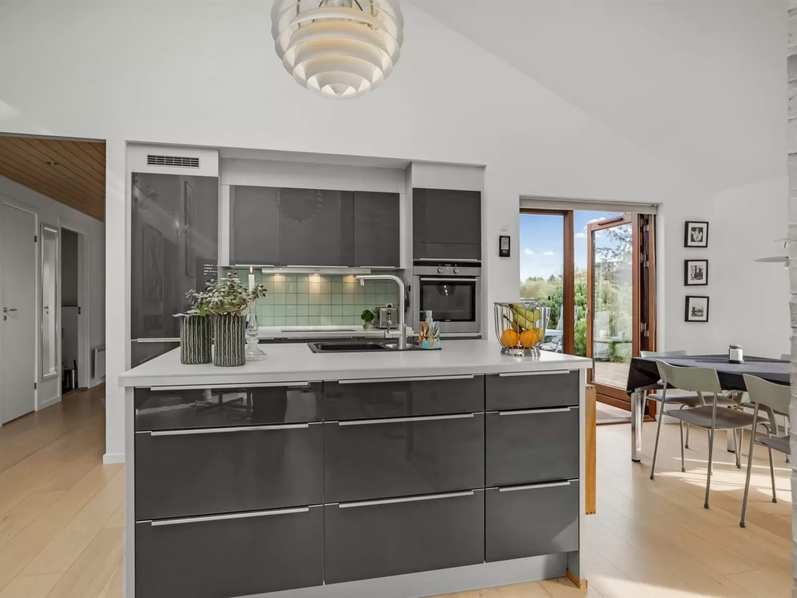 "Algeth" - 758m from the sea-Drinnen