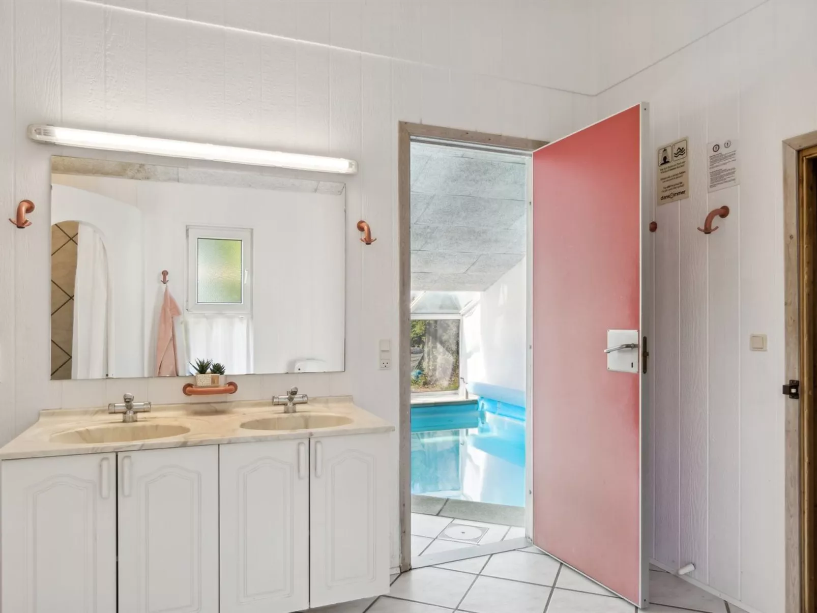 "Joella" - 75m from the sea-Dedans