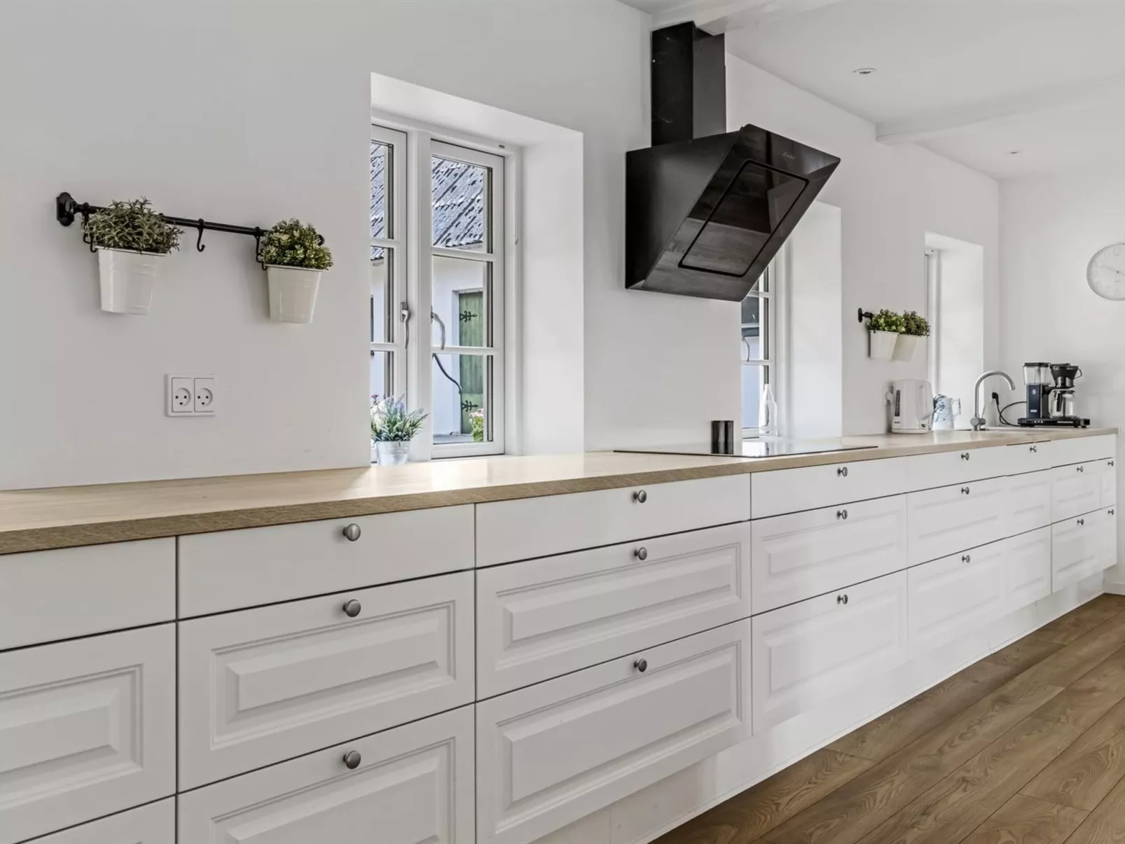 "Vinni" - 25km from the sea-Drinnen