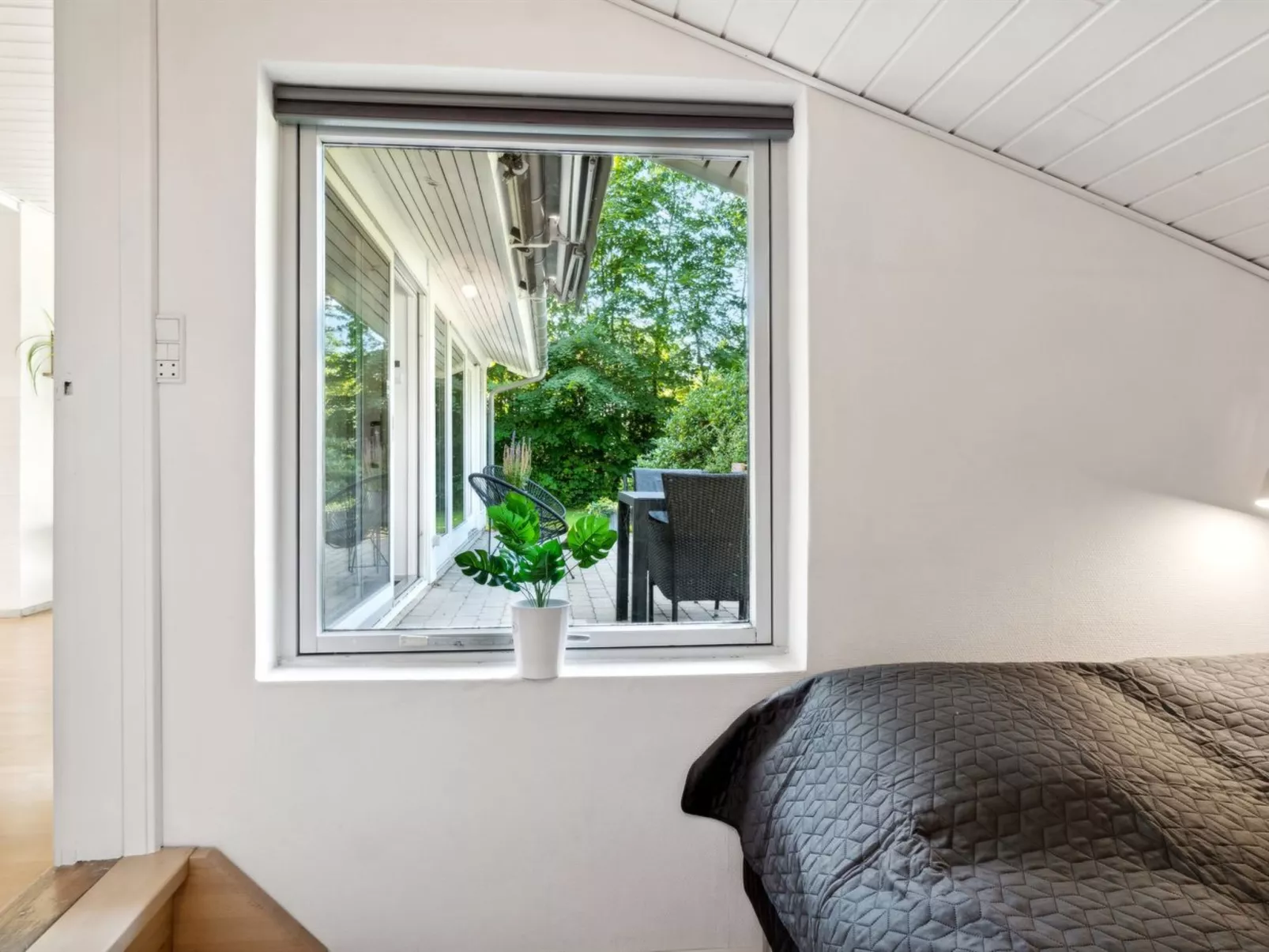 "Hjalmine" - 1.4km from the sea-Inside