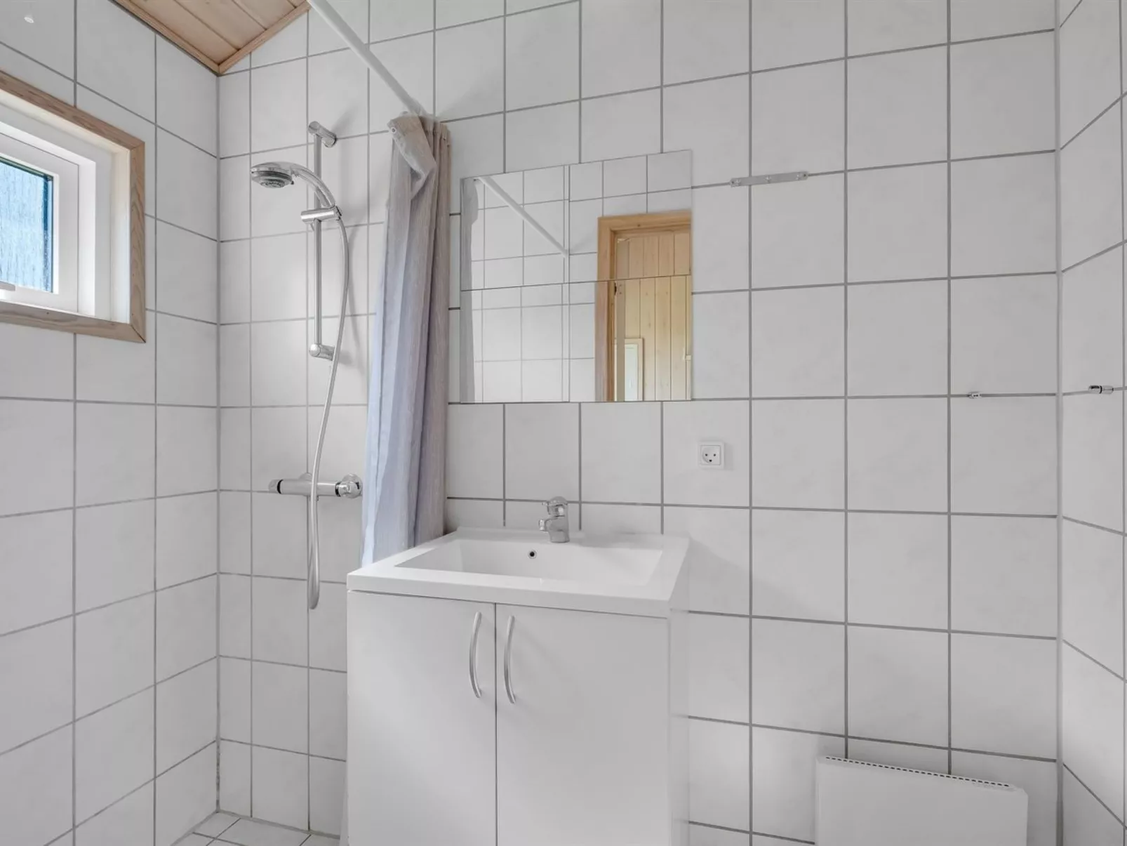 "Alvina" - 45m from the sea-Drinnen