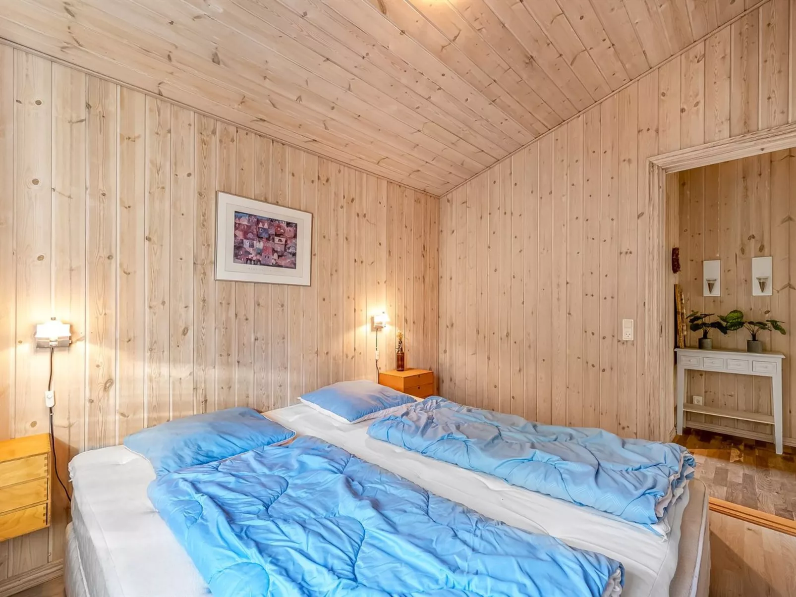 "Efka" - 600m to the fjord-Dedans