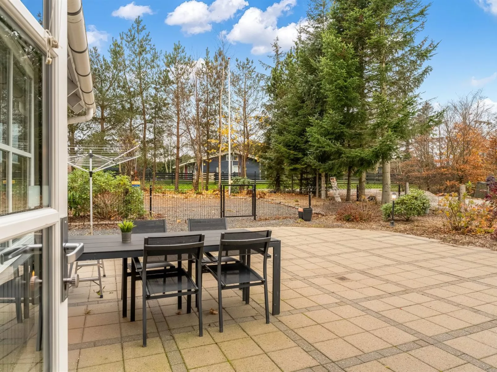 "Adisl" - 600m to the fjord-Draußen