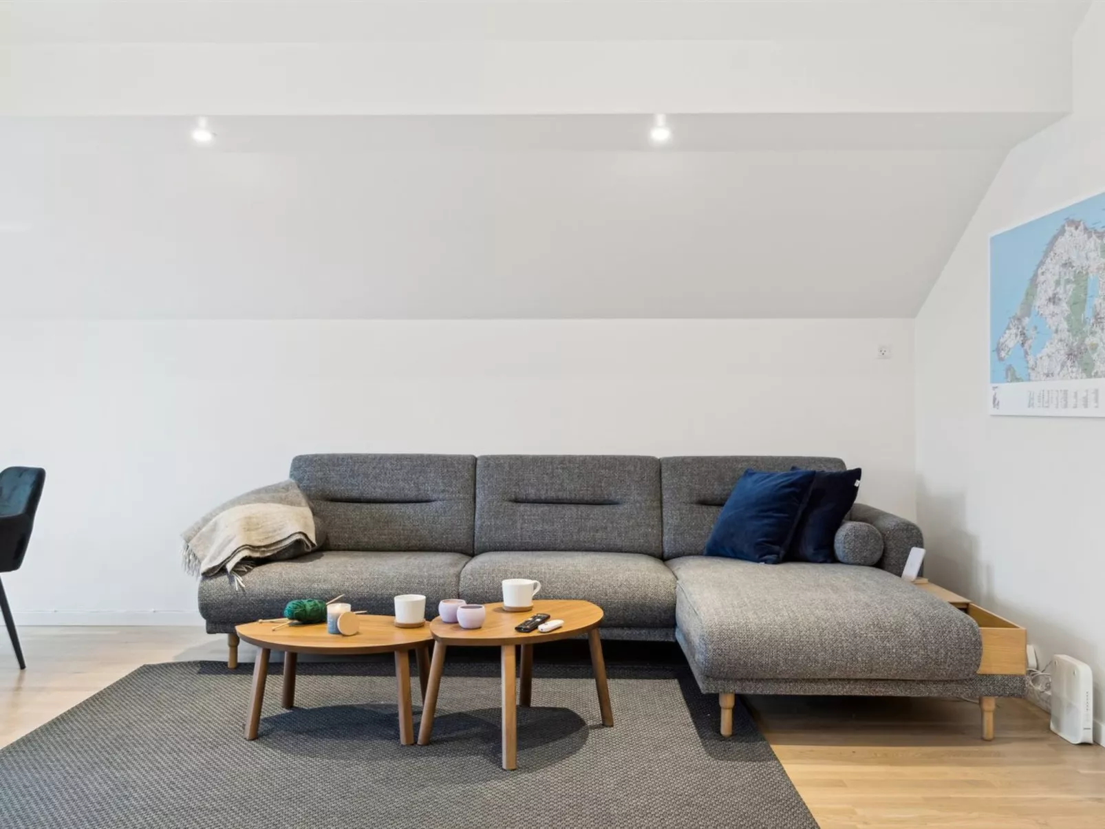 "Frithlef" - 1.3km from the sea-Inside