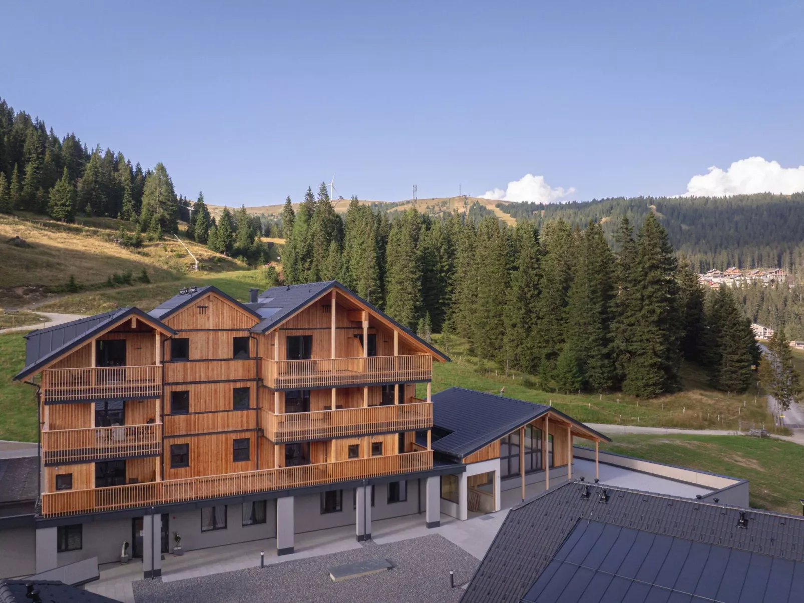 Mit 3 Schlafzimmer-Outside