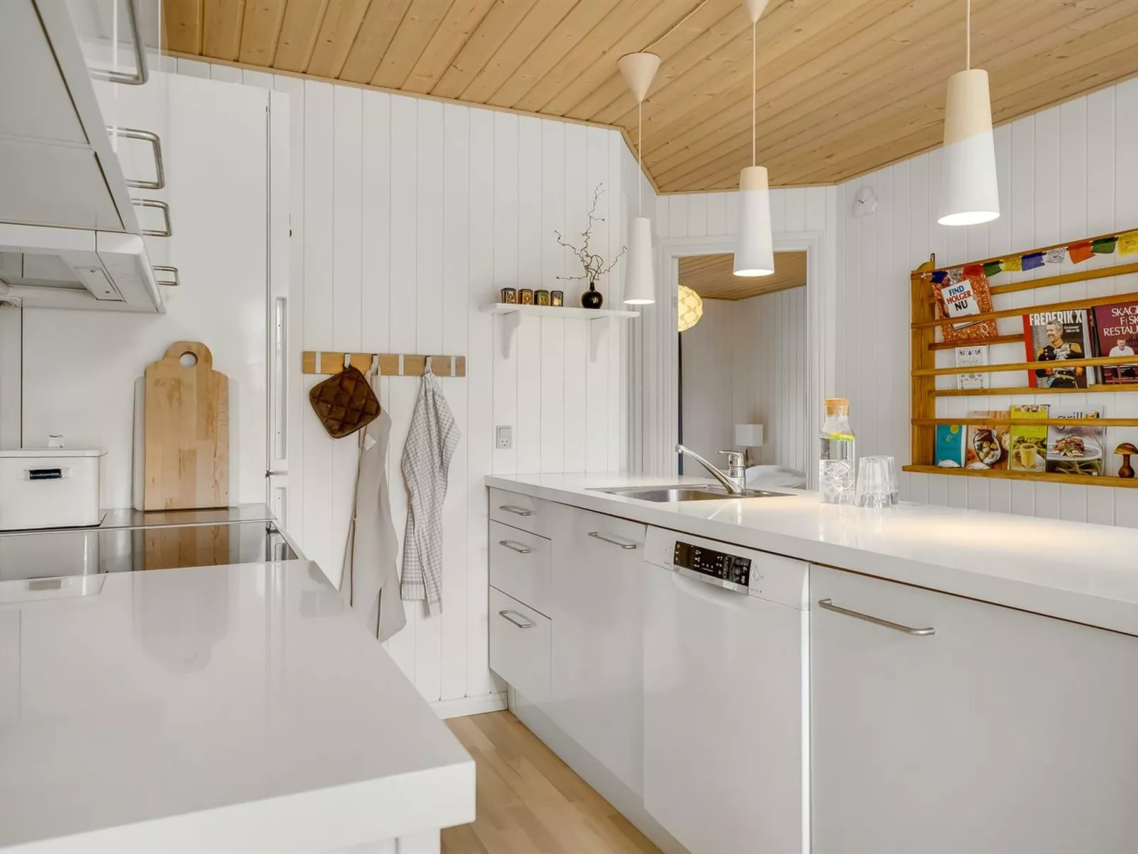 "Toska" - 3km from the sea-Inside