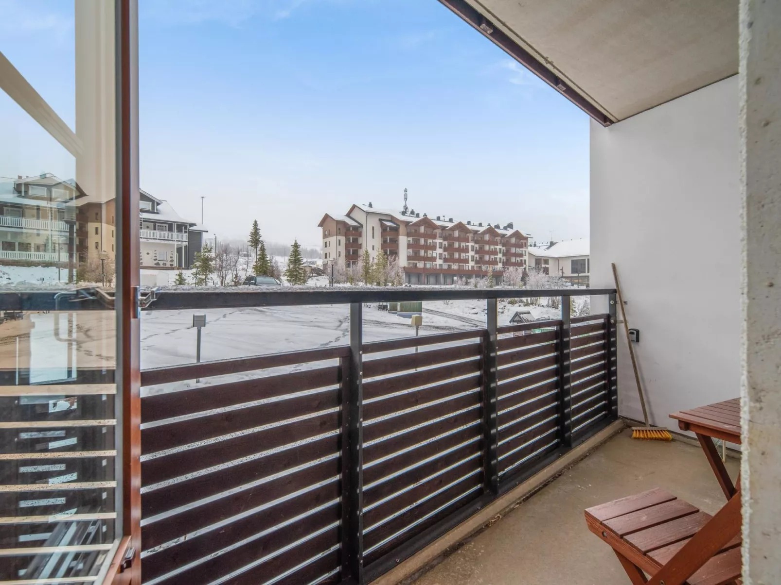 Nordic chalet 9211-Dedans