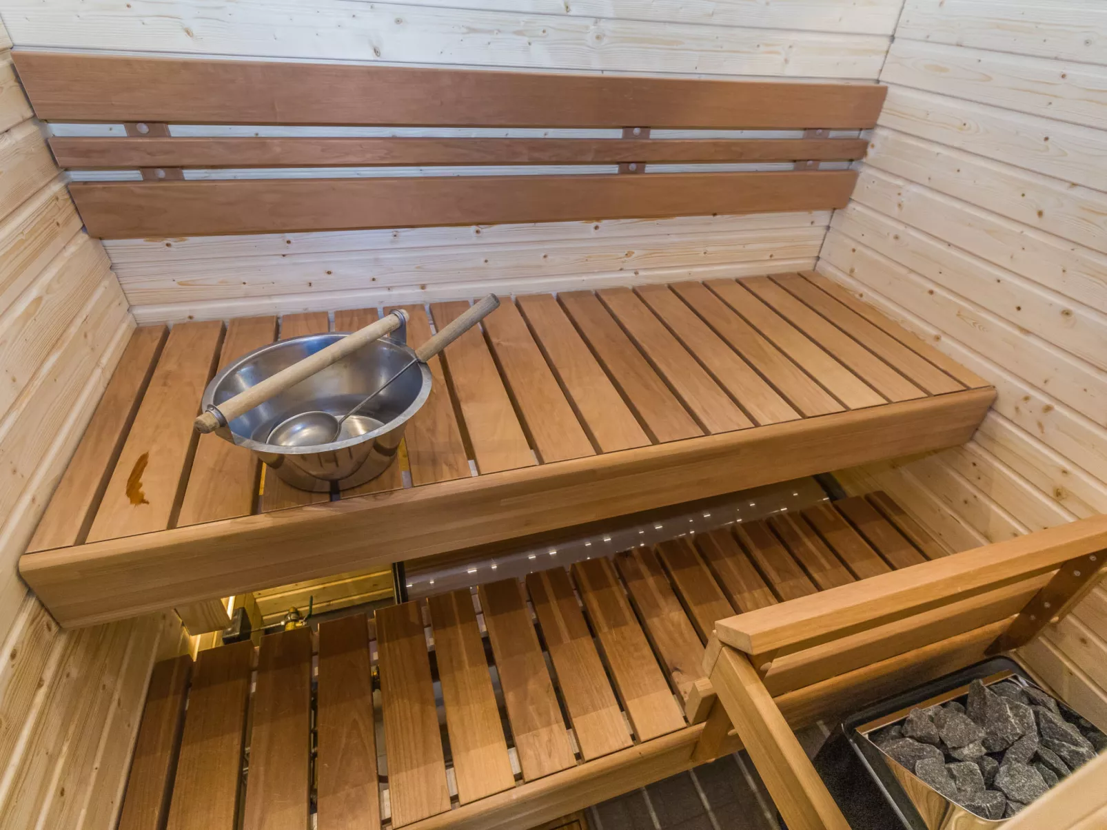 Kantapää d2-Dedans