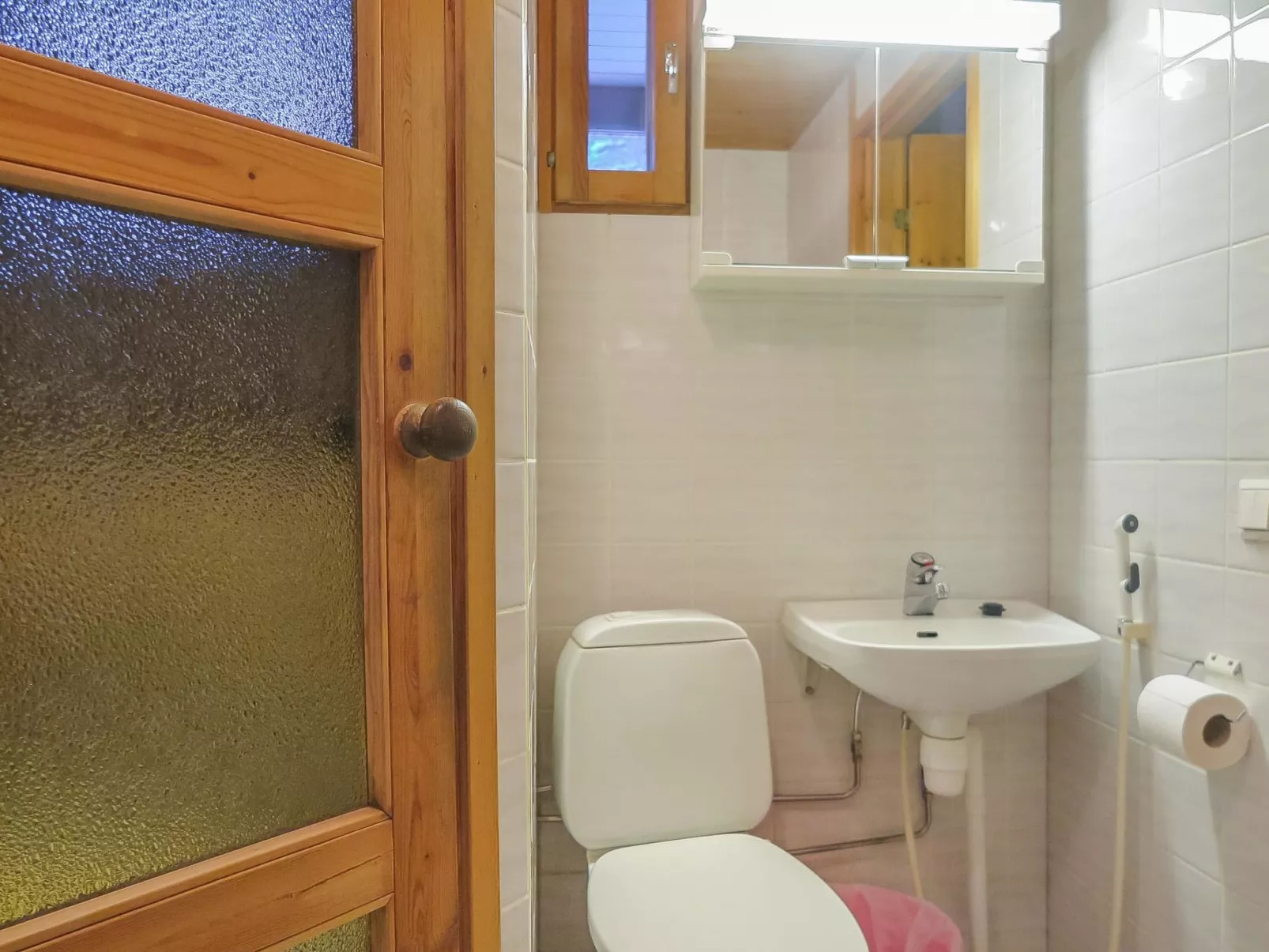 Lemmenliekki 2-Drinnen