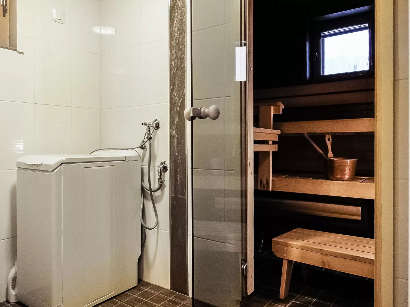 Levin rinnelinna a8-Inside