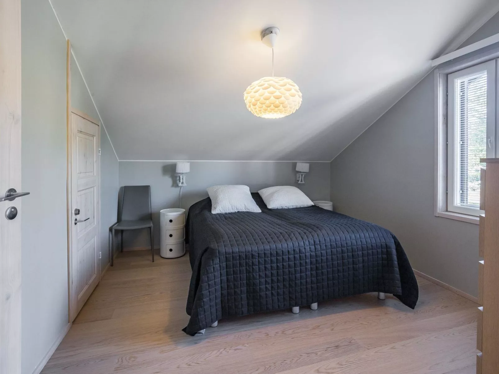 Levin stara c 15-Drinnen