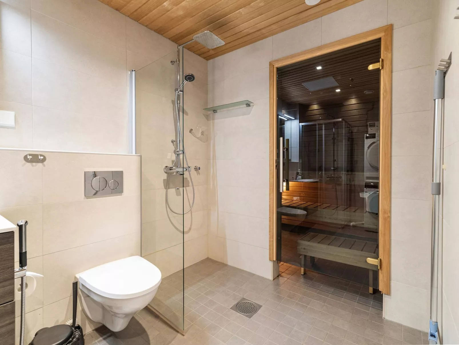 Tunturinlaita c2 - Drinnen