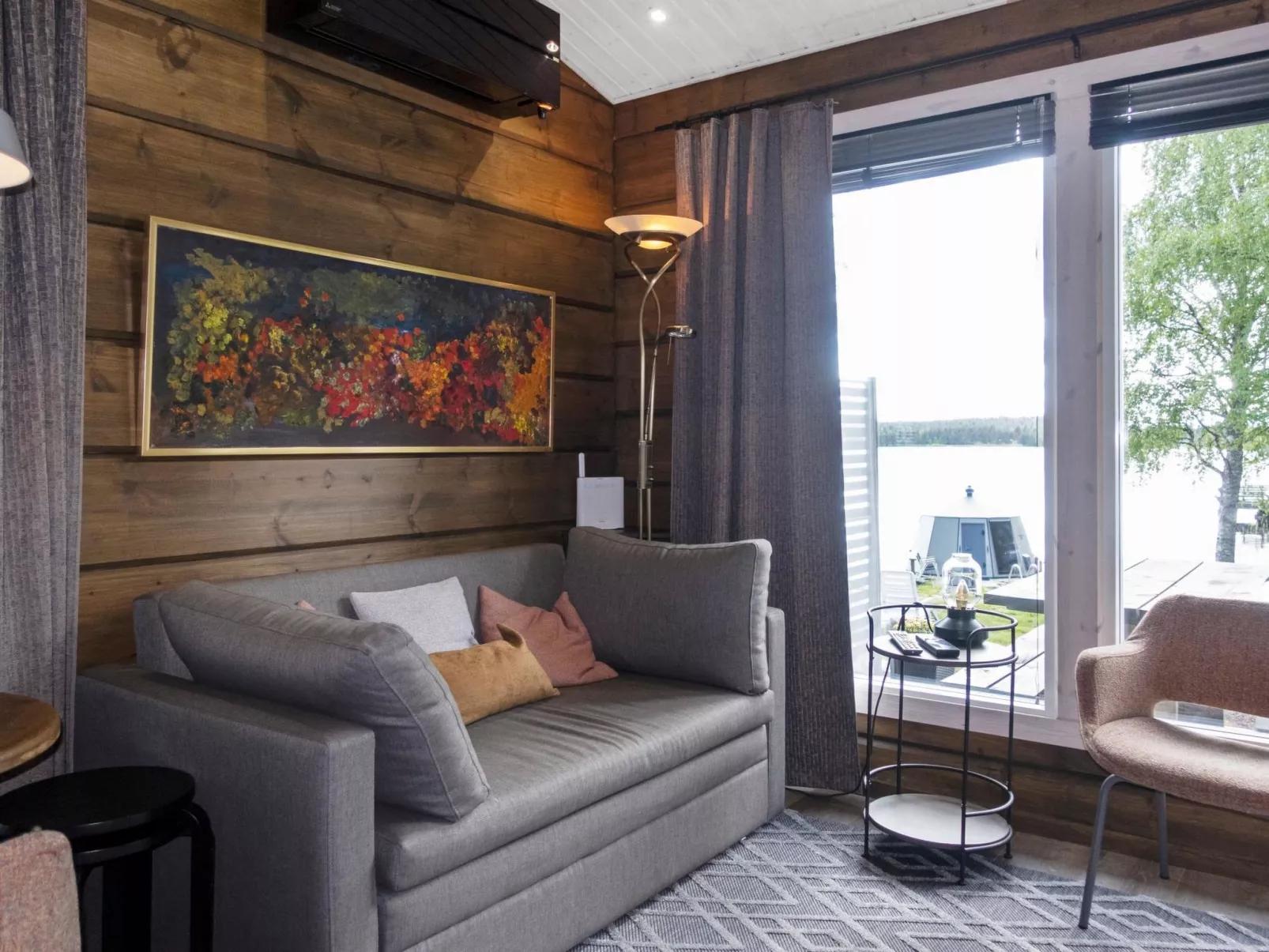 Lystikämän elämys-Inside