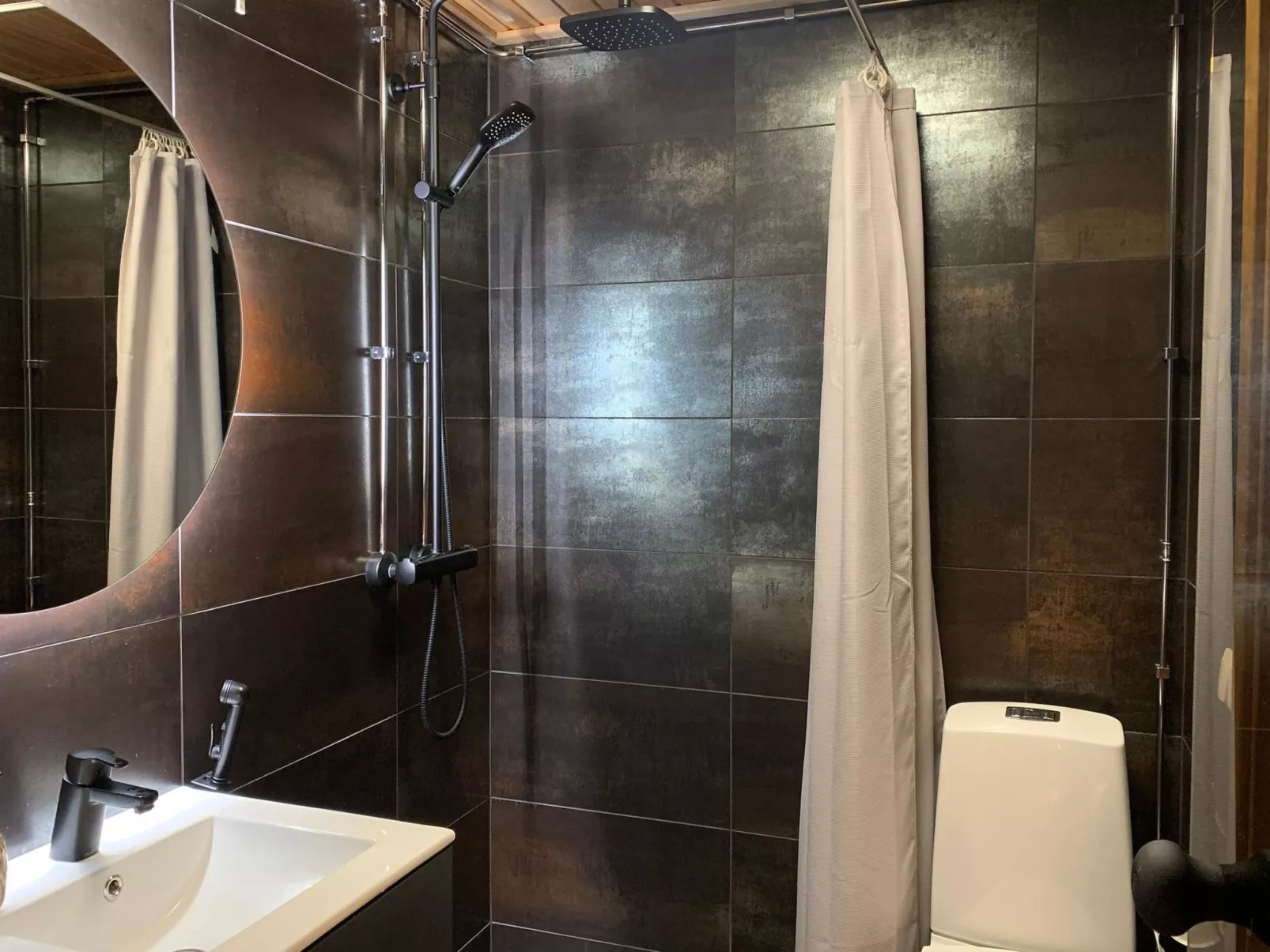 Rinnekero 3 a-Dedans