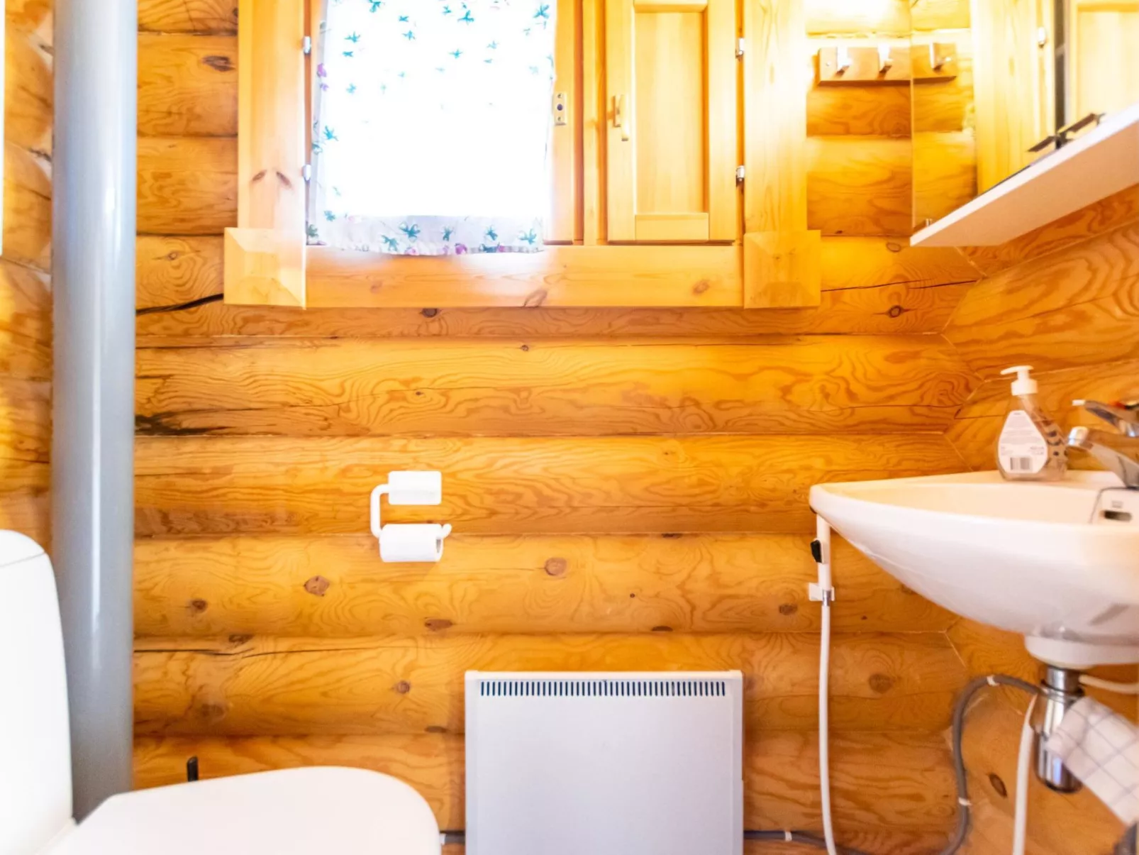 Oton kämppä-Dedans