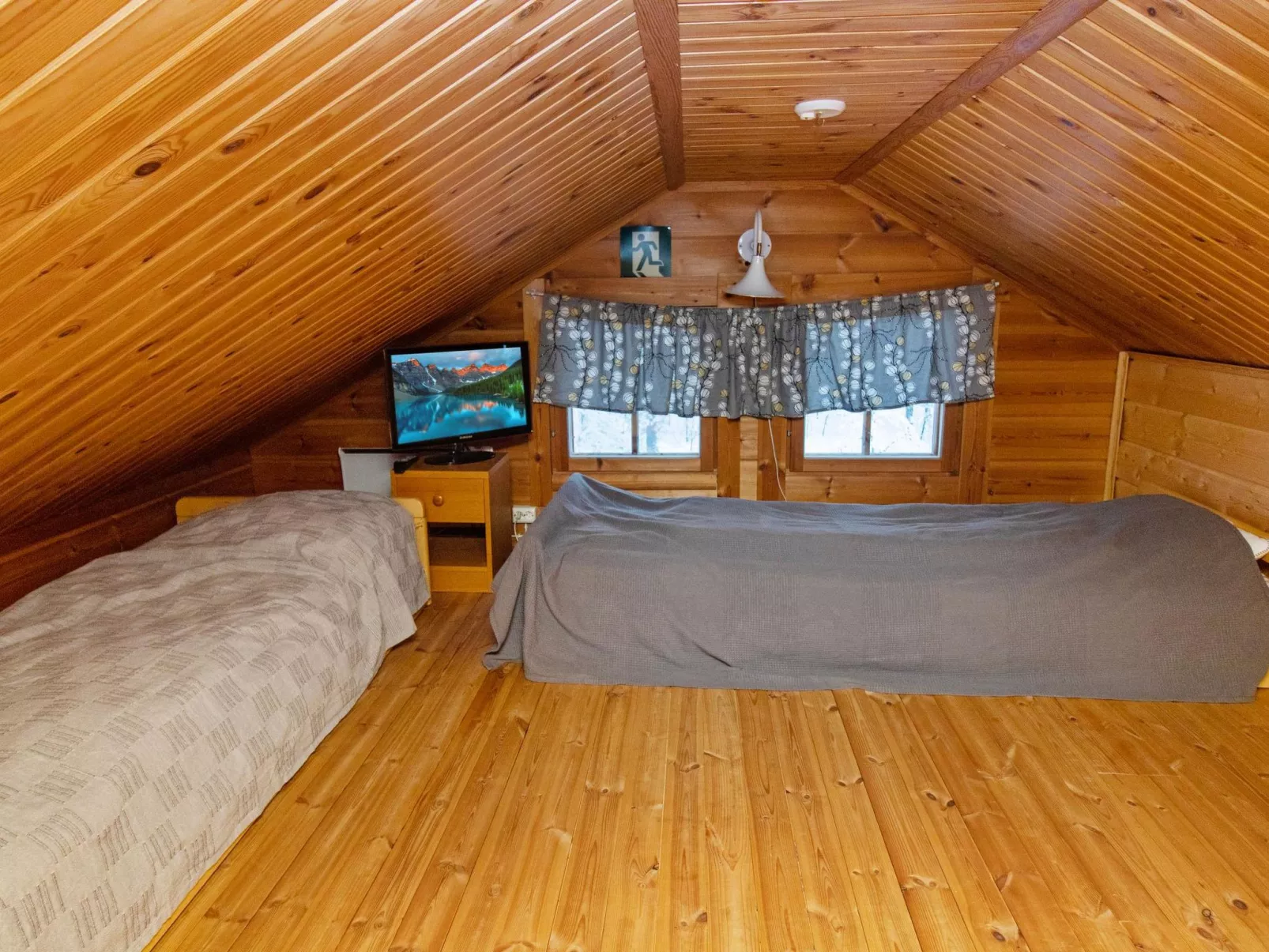 Ressipysäkki 1-Inside