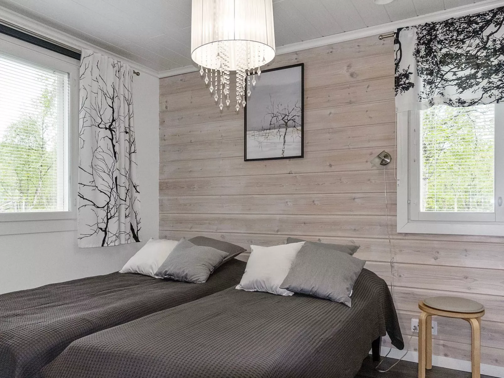 Mökki tenolla-Drinnen