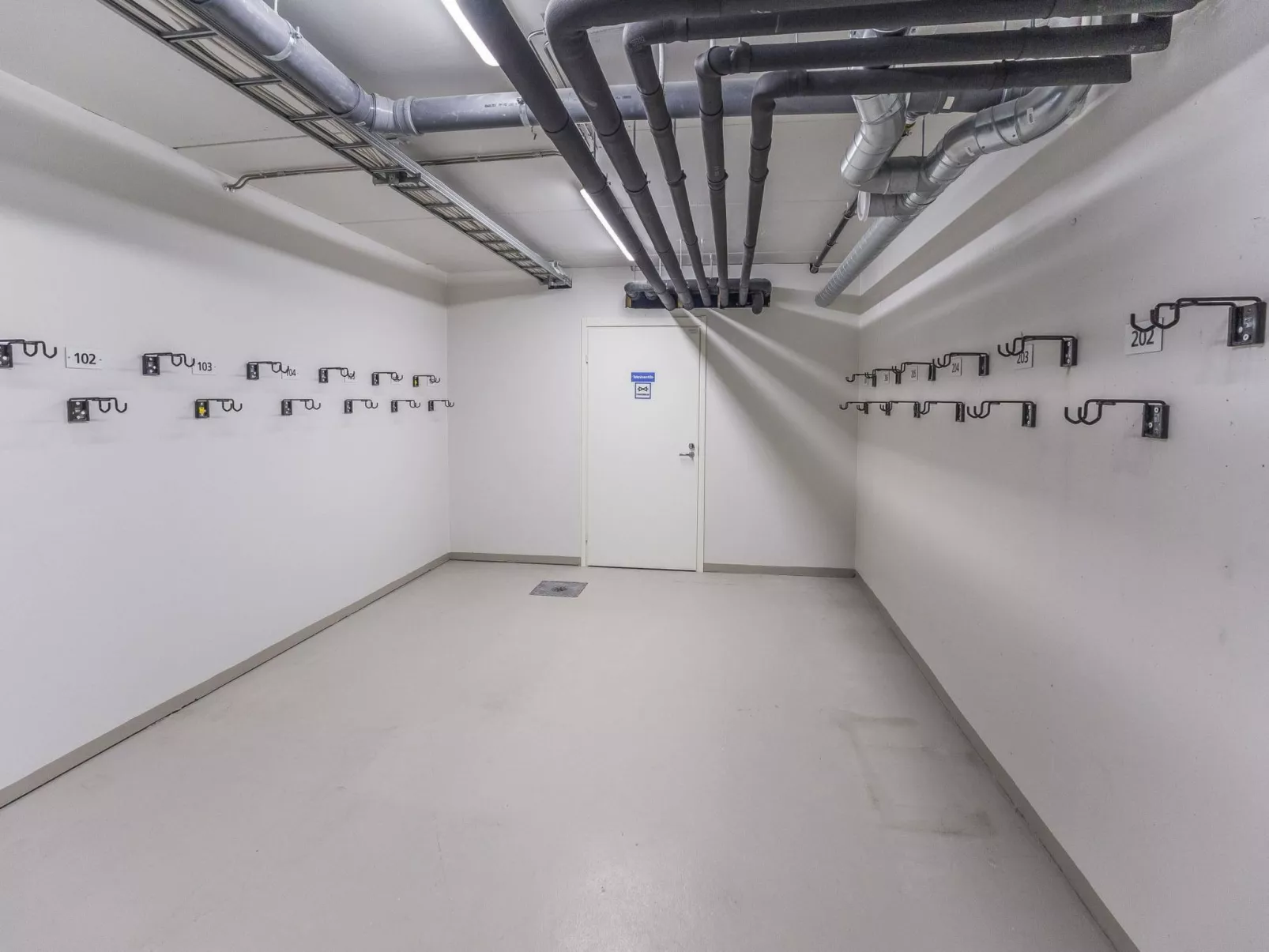 Levistar vi as. 6108-Dedans