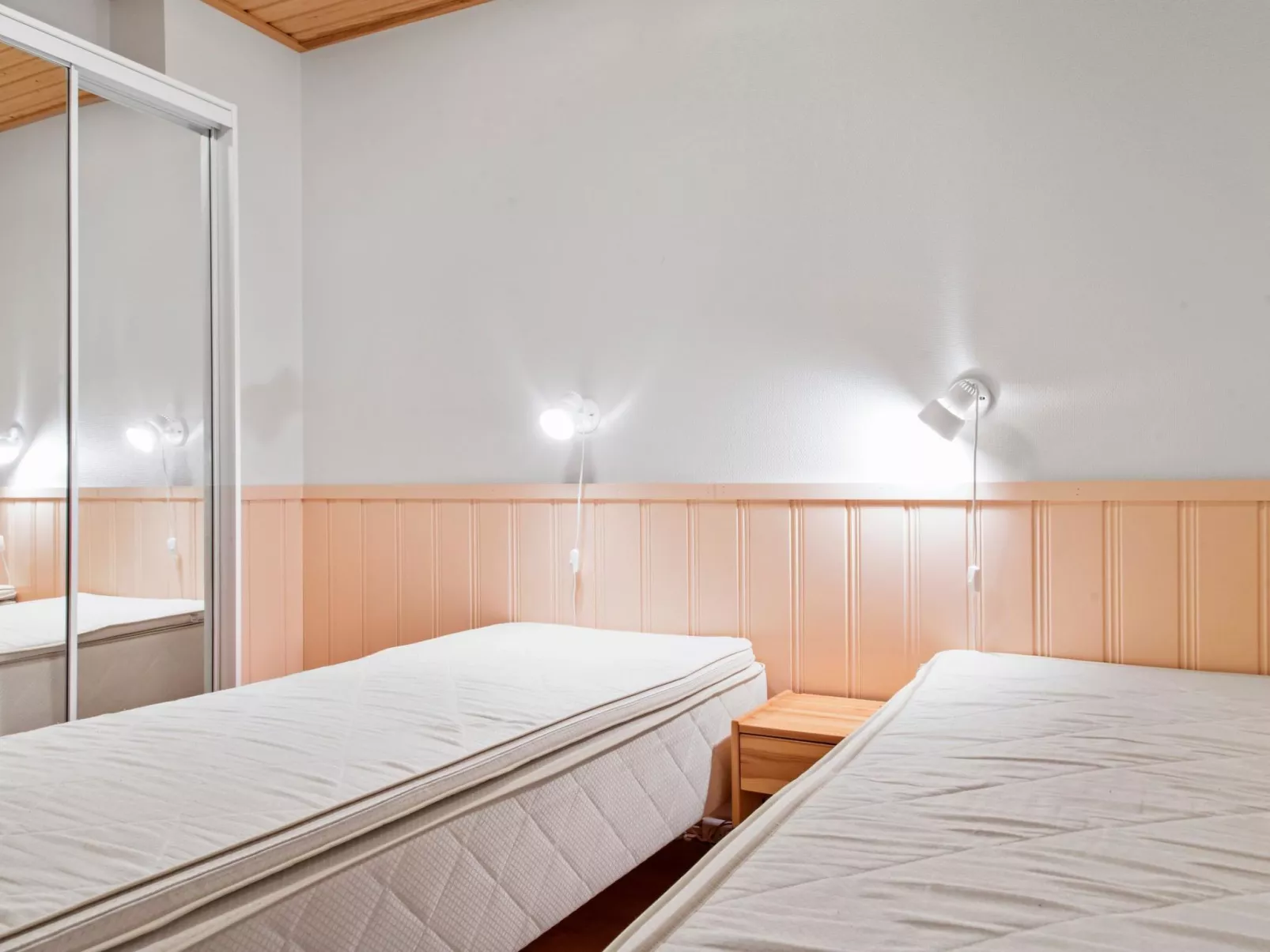 Yllästar 1 as 208 (la-la)-Inside