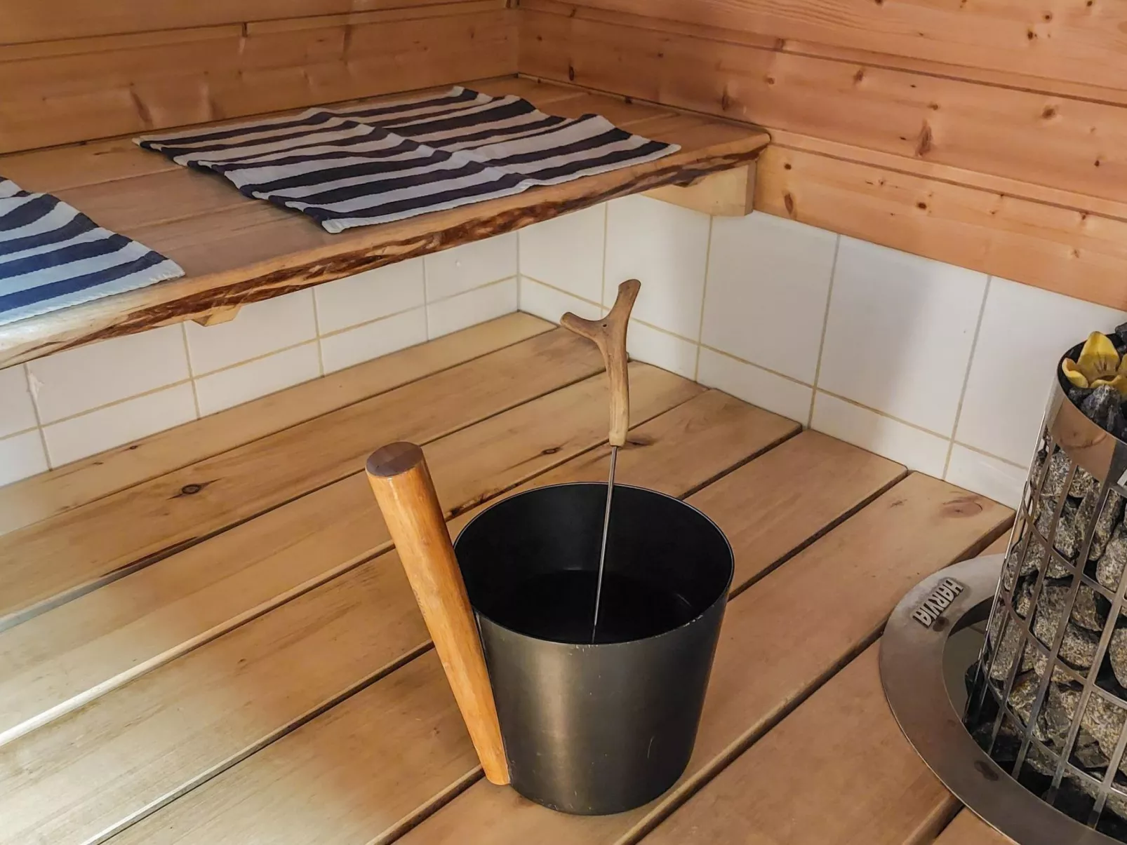 Aihki c/o villa armas 50-Inside