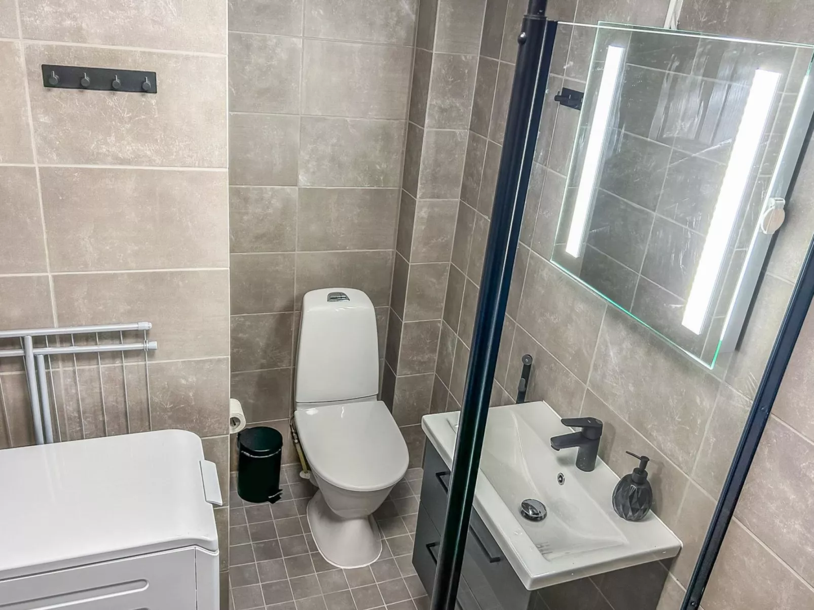 Ylläs iisakki as. 10 b-Inside