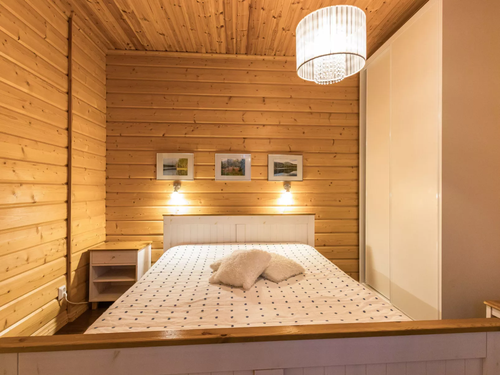 Tuulenpuuska-Drinnen