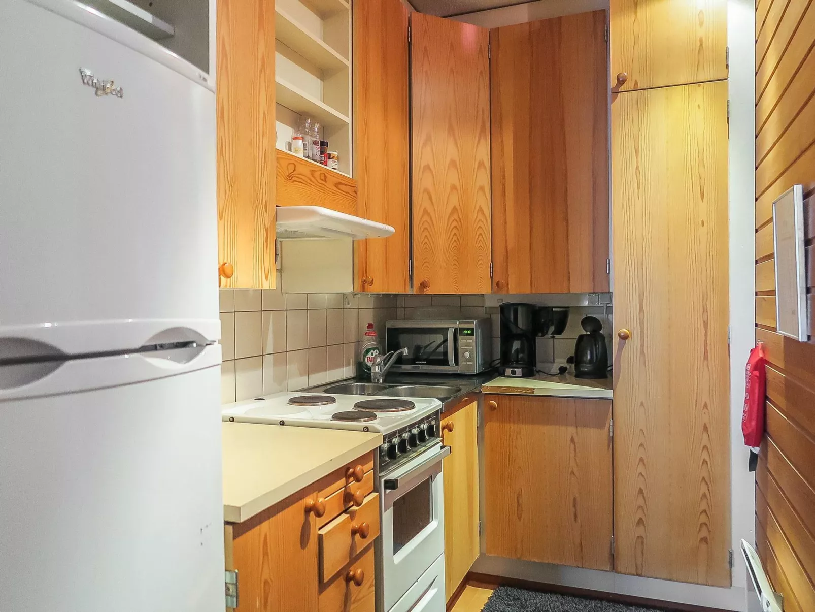 Saariselän väärtin kammi 1-Drinnen