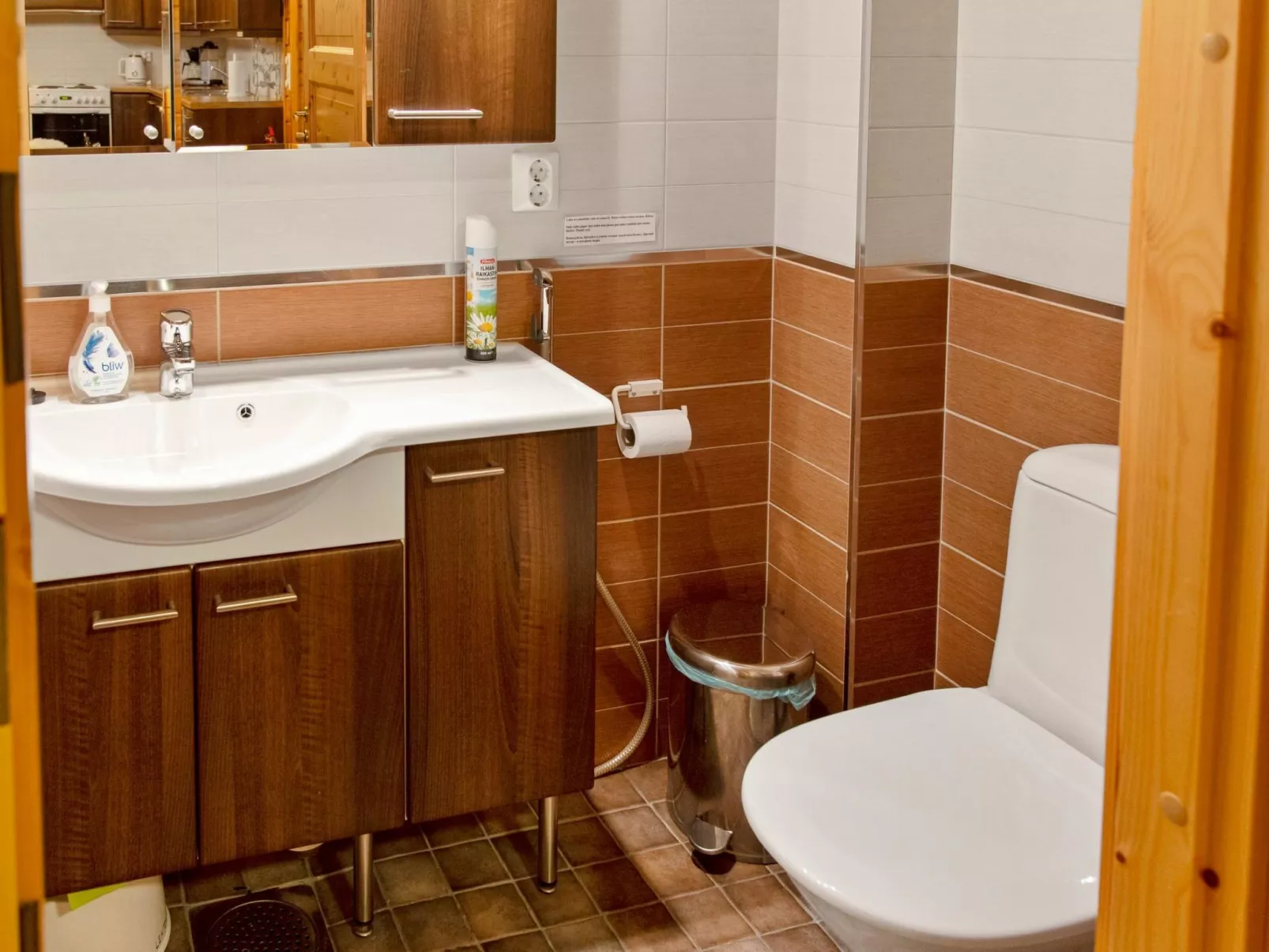 Lehtovilla a-Drinnen