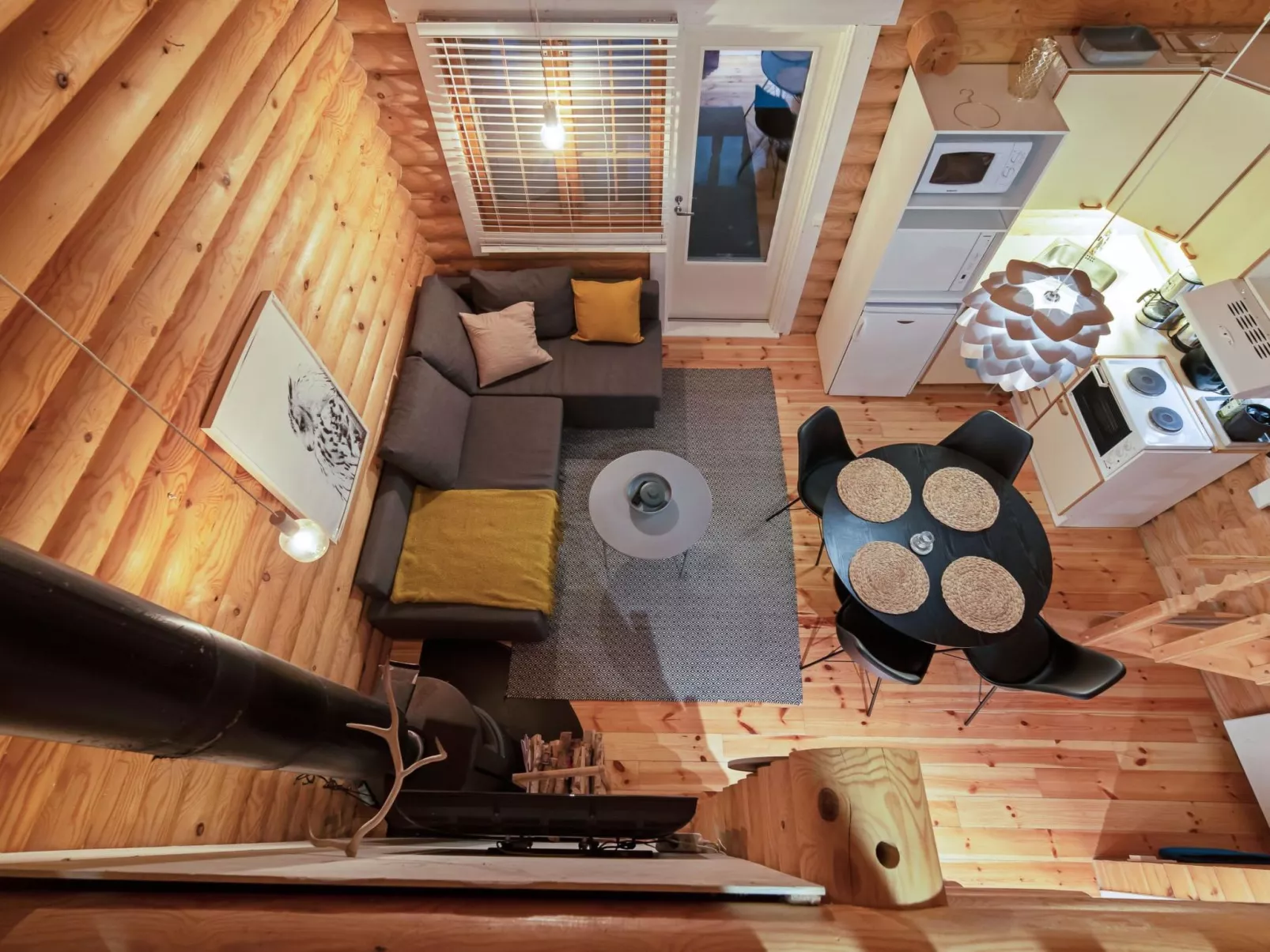 Felixinpolku 2-Dedans