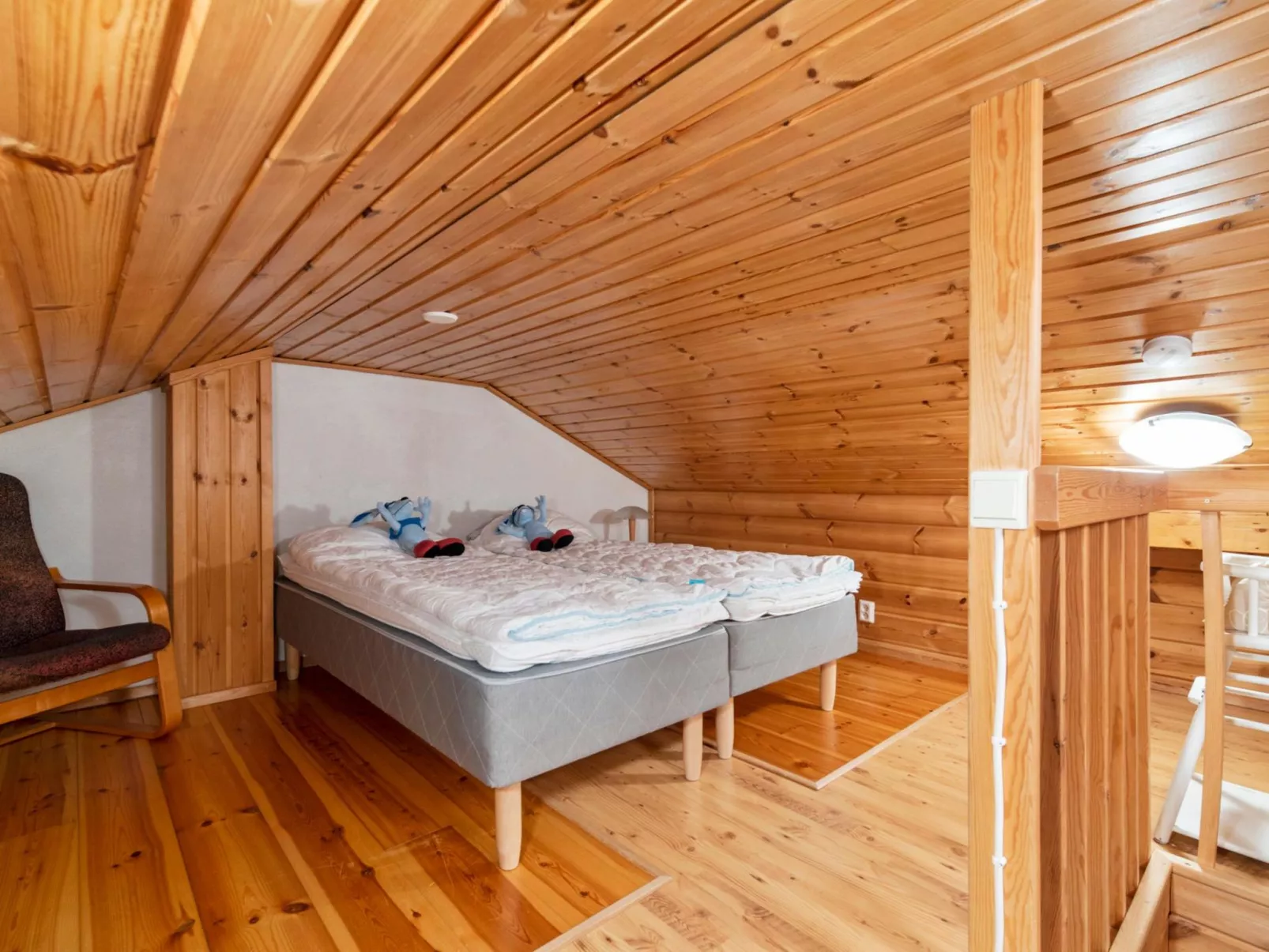 Lomaylläs maja, palovaarankaarre 6 a-Dedans