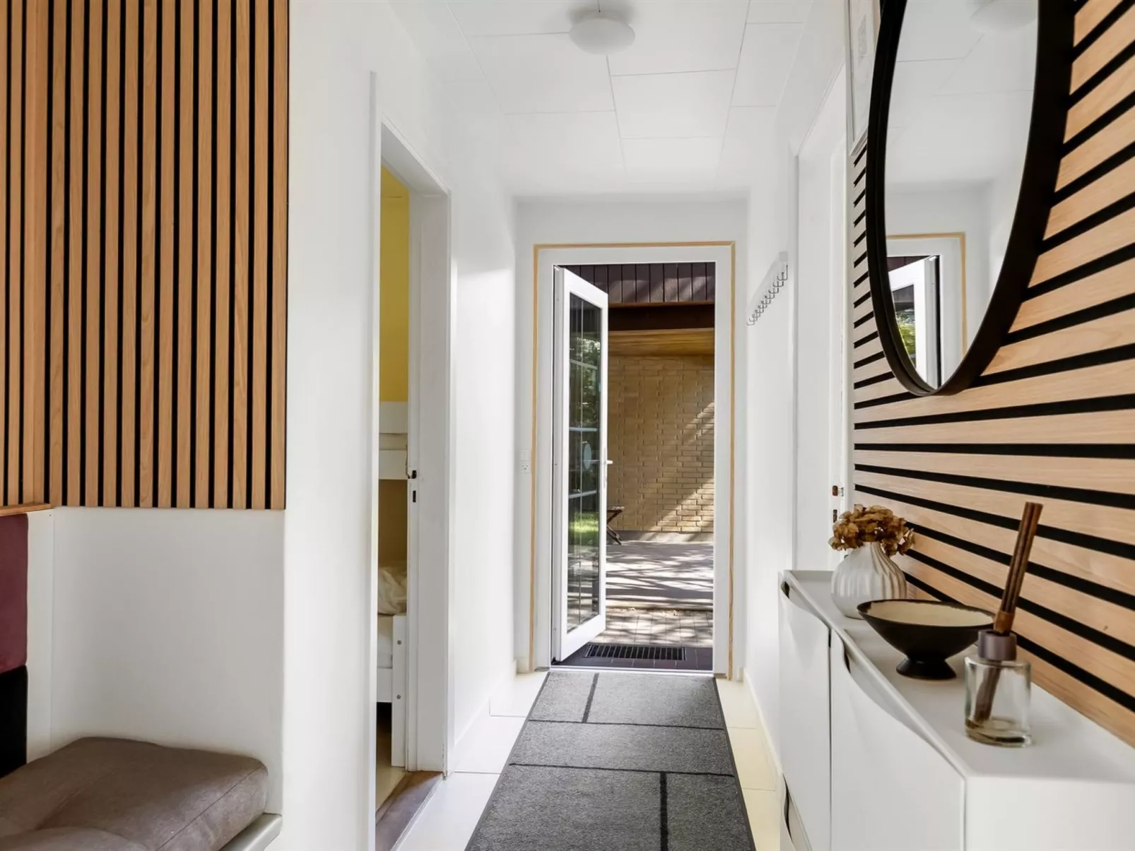 "Matild" - 250m from the sea-Inside