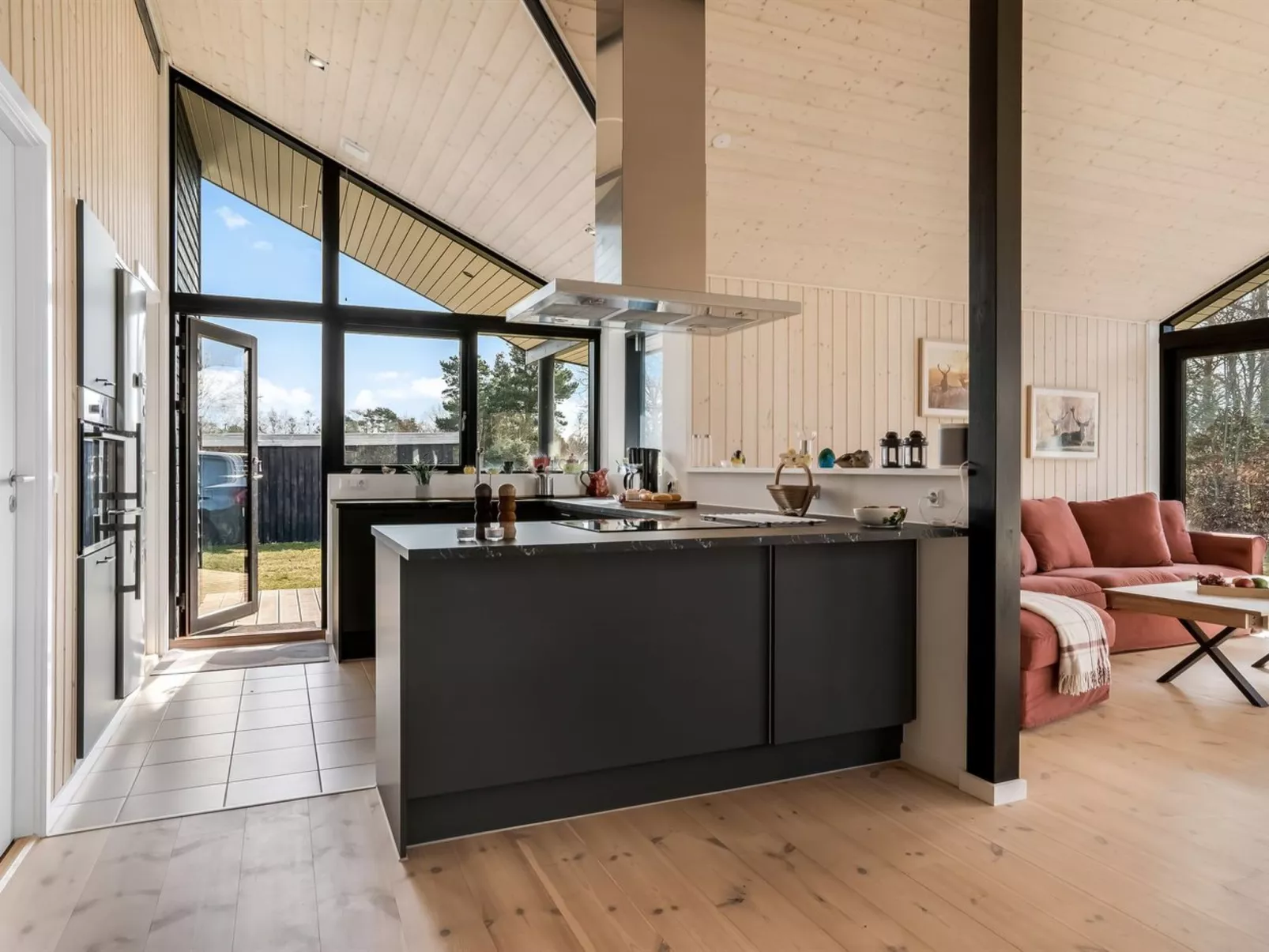 "Angelie" -  from the sea-Inside