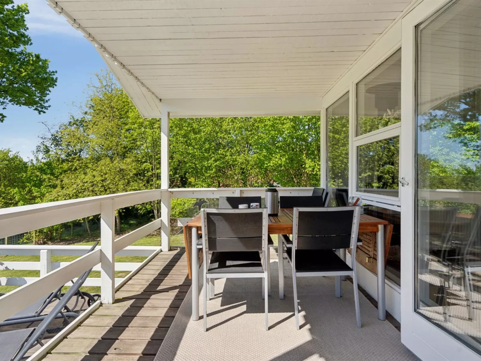 "Conradine" - 600m from the sea-Outside