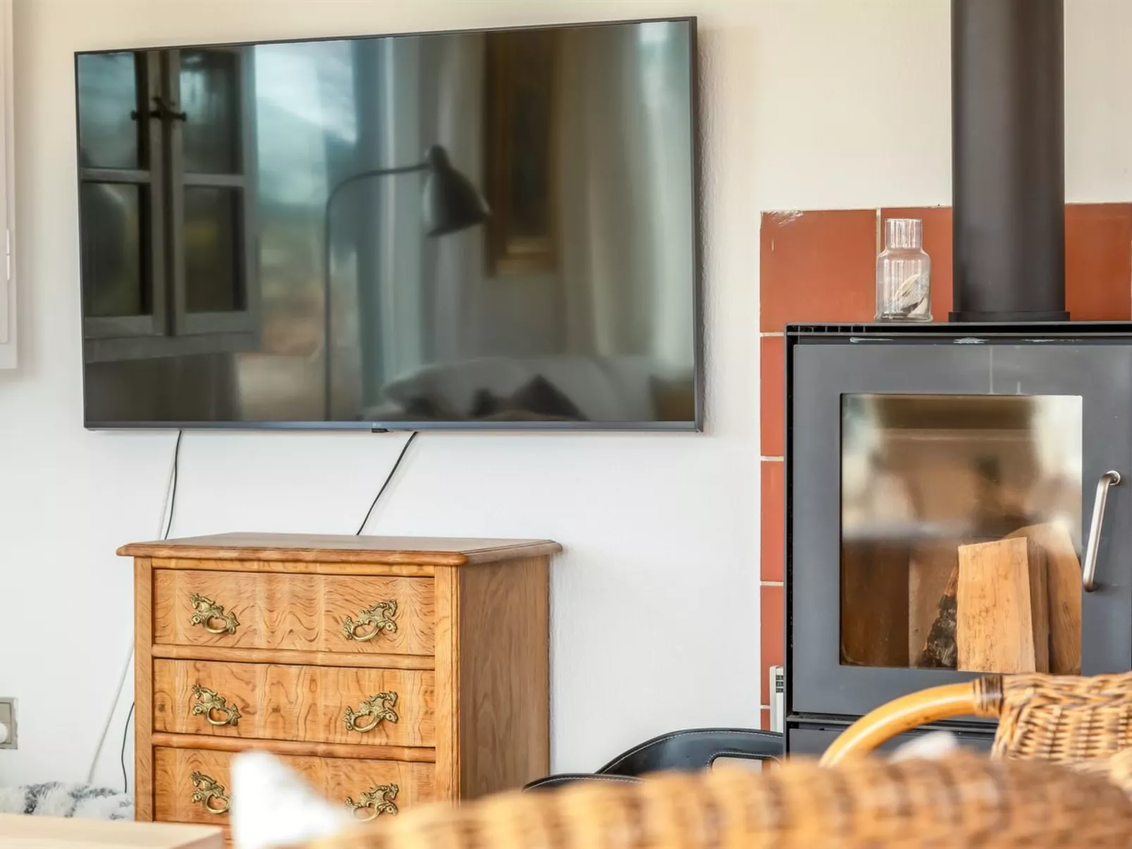 "Bara" -  from the sea-Drinnen