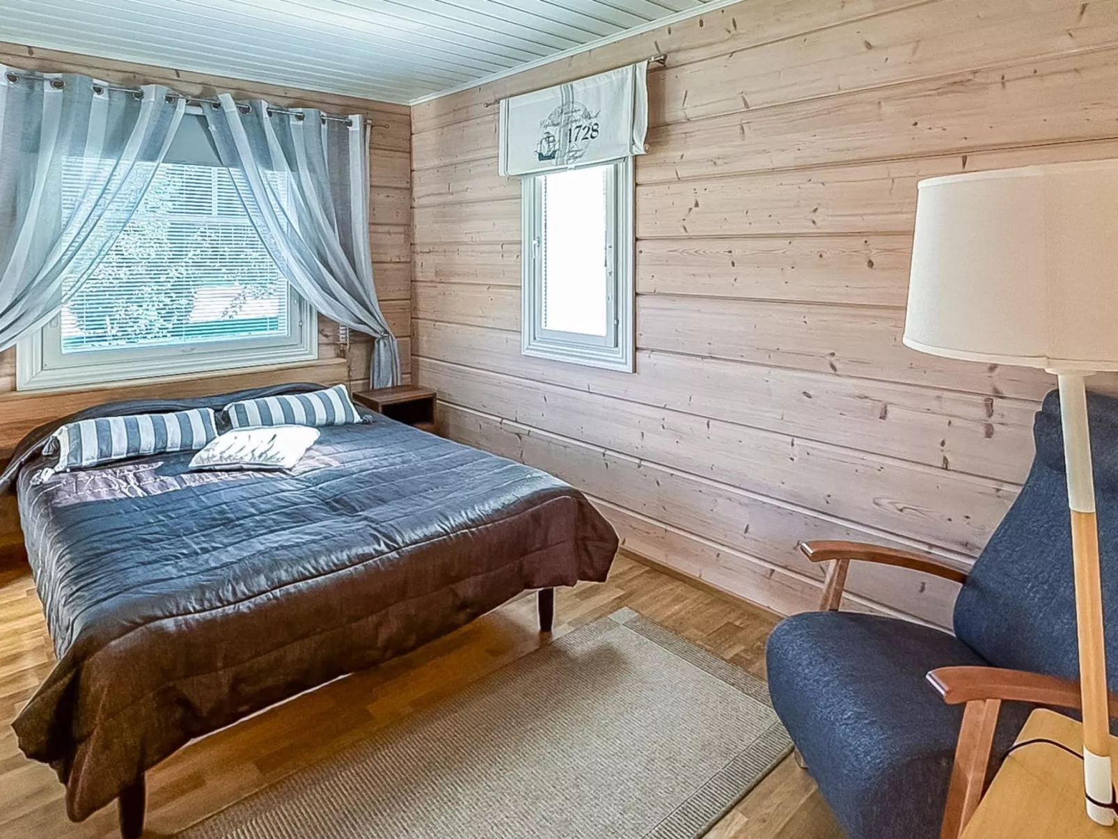 Huvila ferdinand-Inside