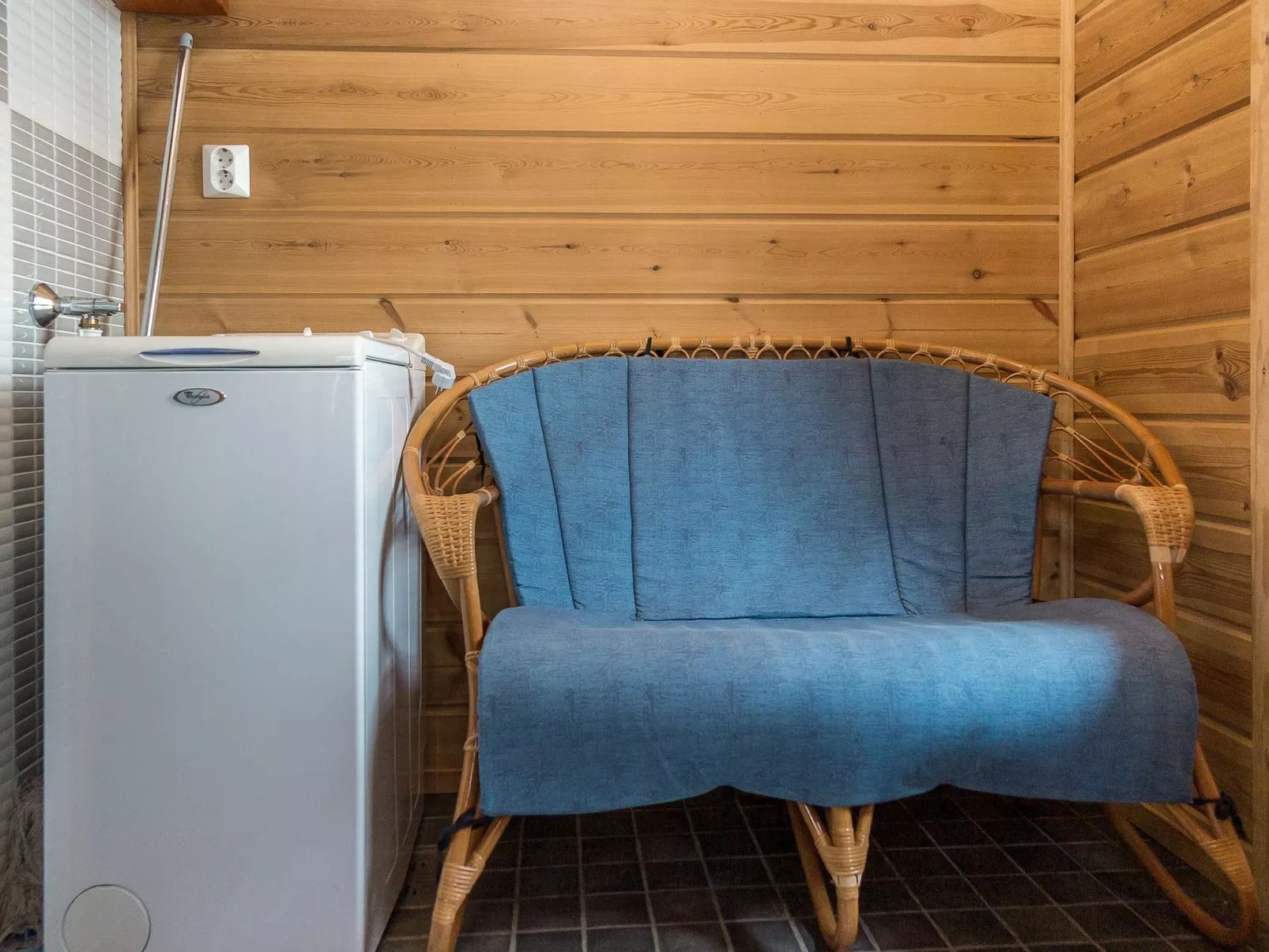 Syvärinkulta b-Drinnen