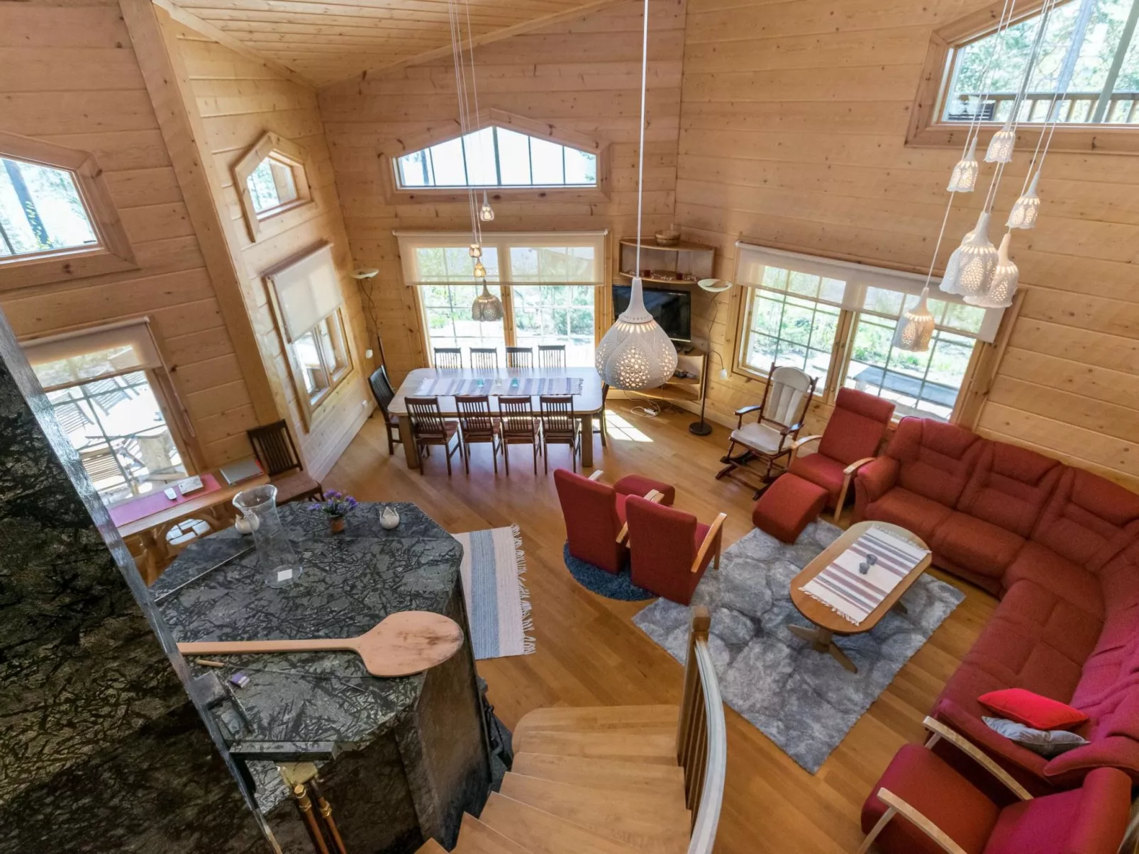 Villa pyöriäinen-Dedans