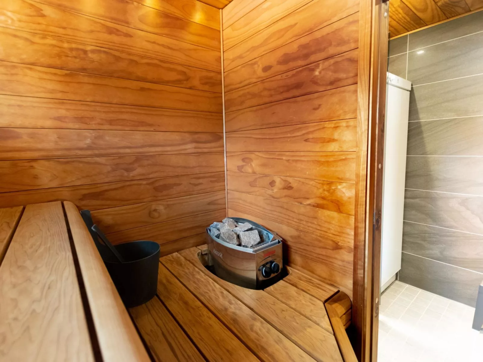 Vuosselinkulma 2-Dedans