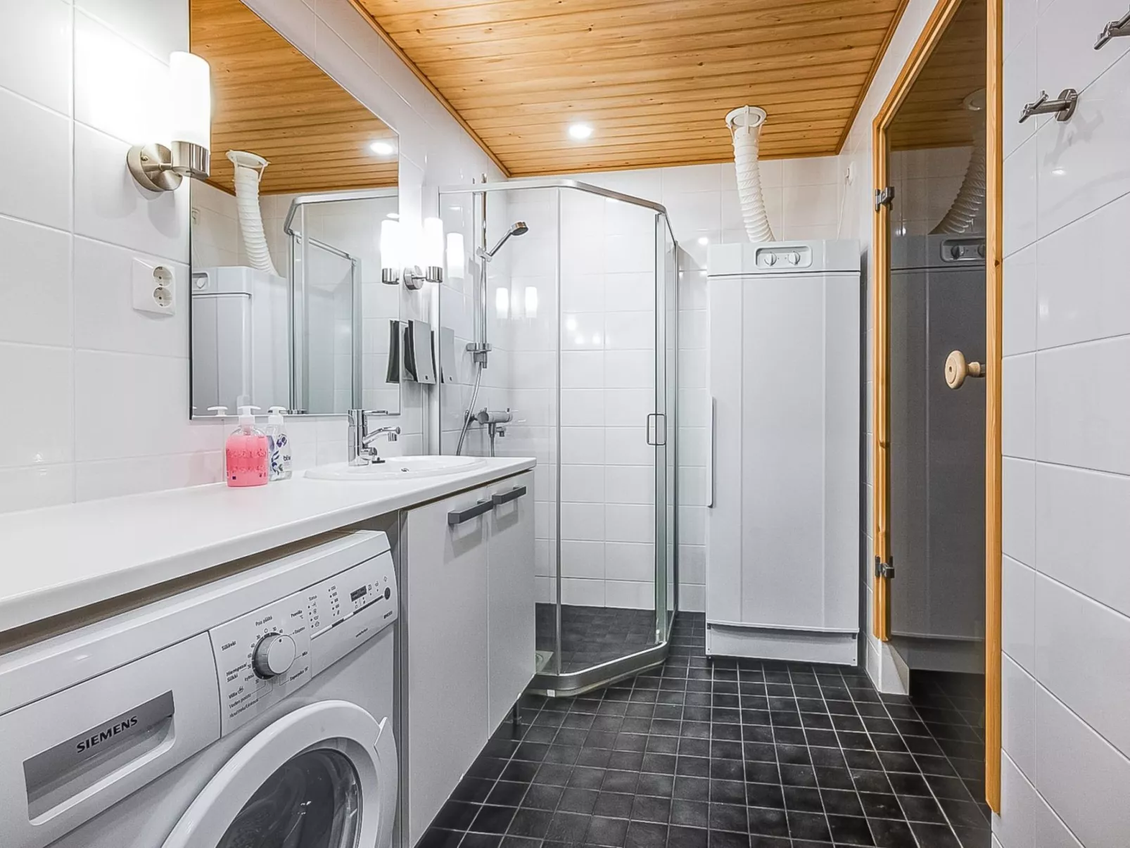 Ruka ski chalets 64, 1210-Dedans