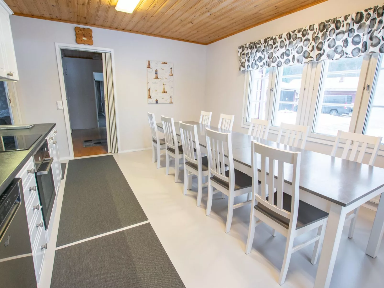 Villa pääsky-Drinnen